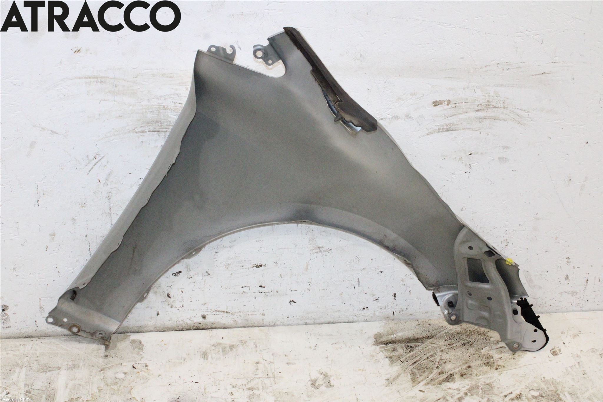 Toyota AVENSIS 09-15 Skjerm Foran Venstre
