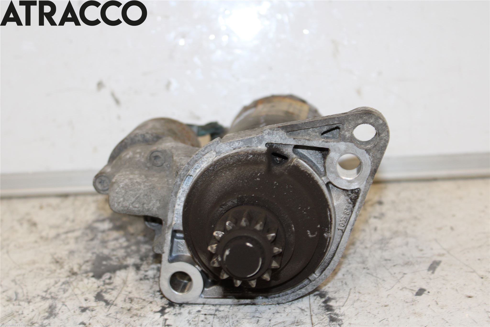 Volkswagen VW CADDY 11-15 Startmotor