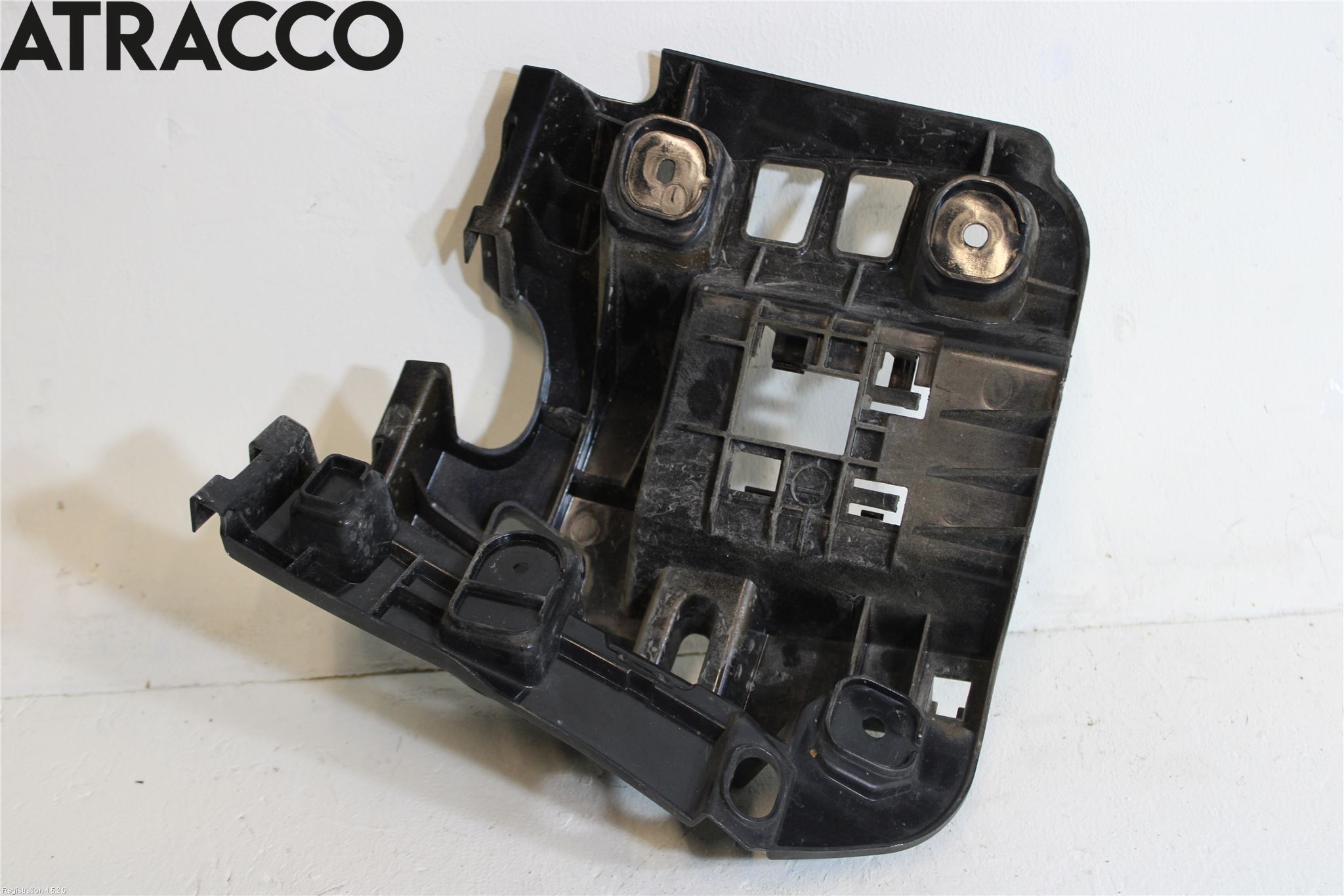 MG MARVEL R 22- Støtfangerfeste Bak Venstre