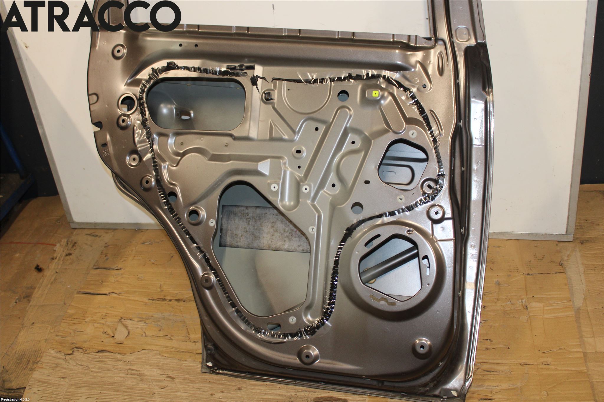 Mitsubishi OUTLANDER 13-21 Dør 4D Bak Venstre