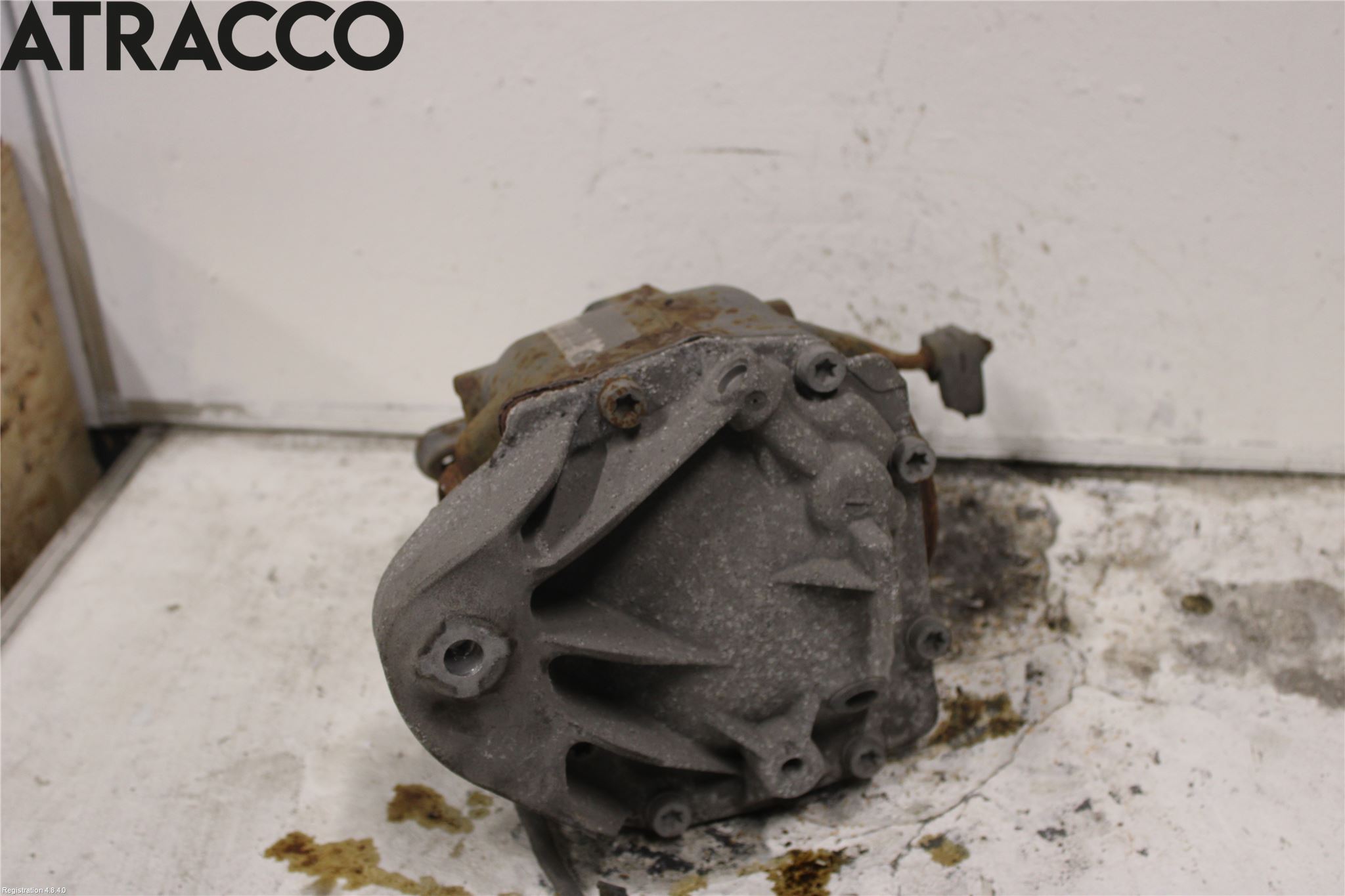 BMW 3 F30/F31/F80 12-19 Bakaksel Kardang Bak -Diff