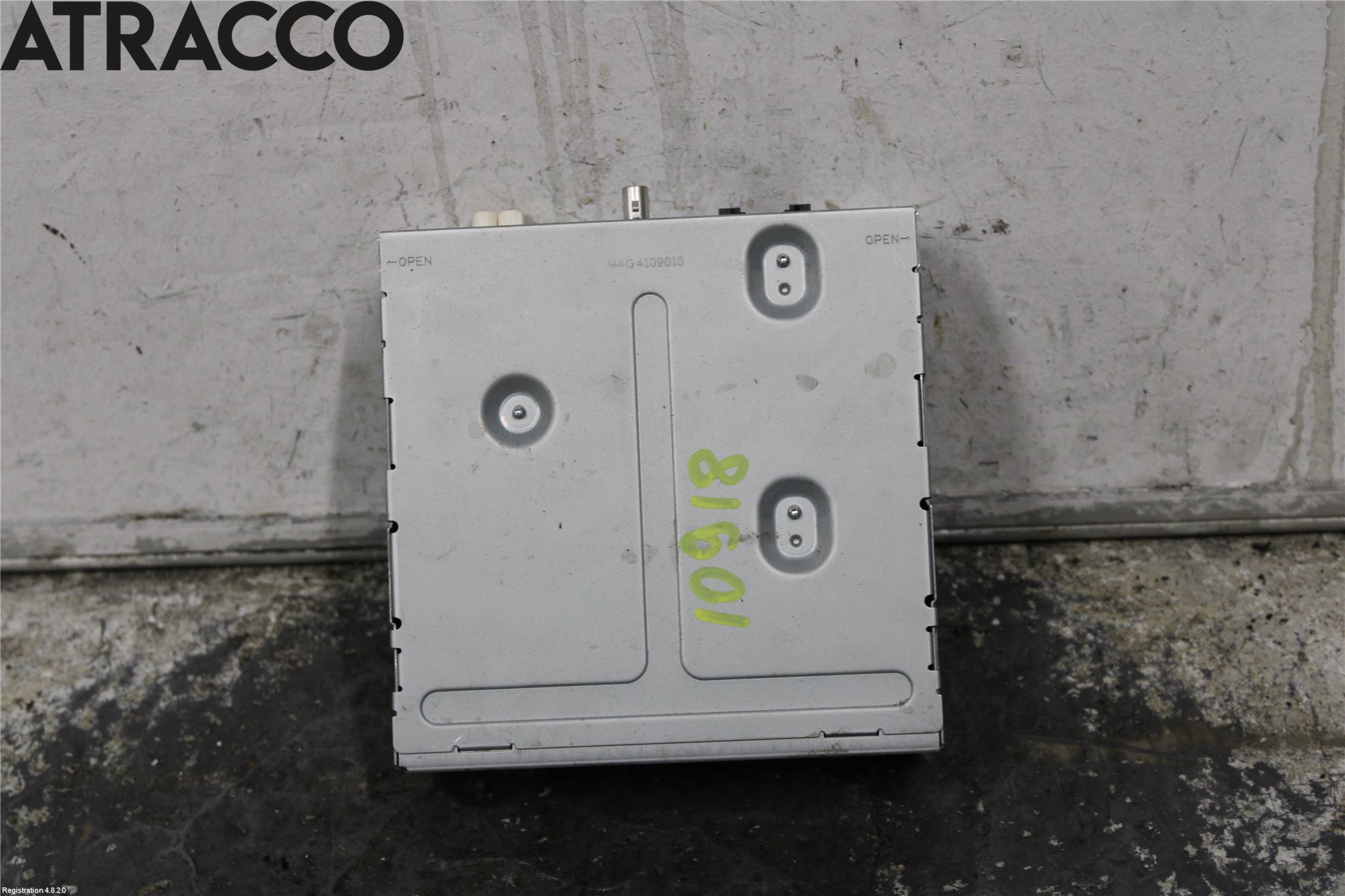 Tesla MODEL S 13- Stereo Radio