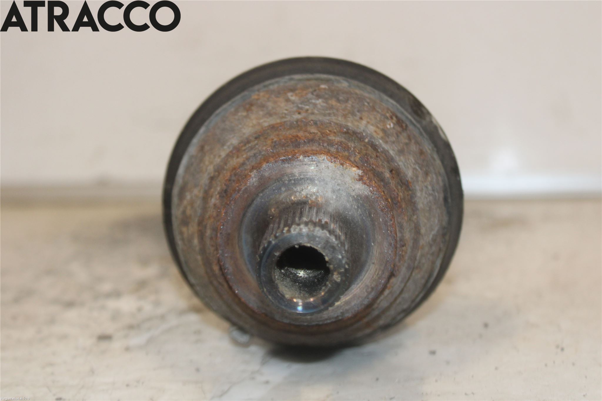 Volkswagen VW TIGUAN 07-16 Drivaksel Bak Kompl Venstre