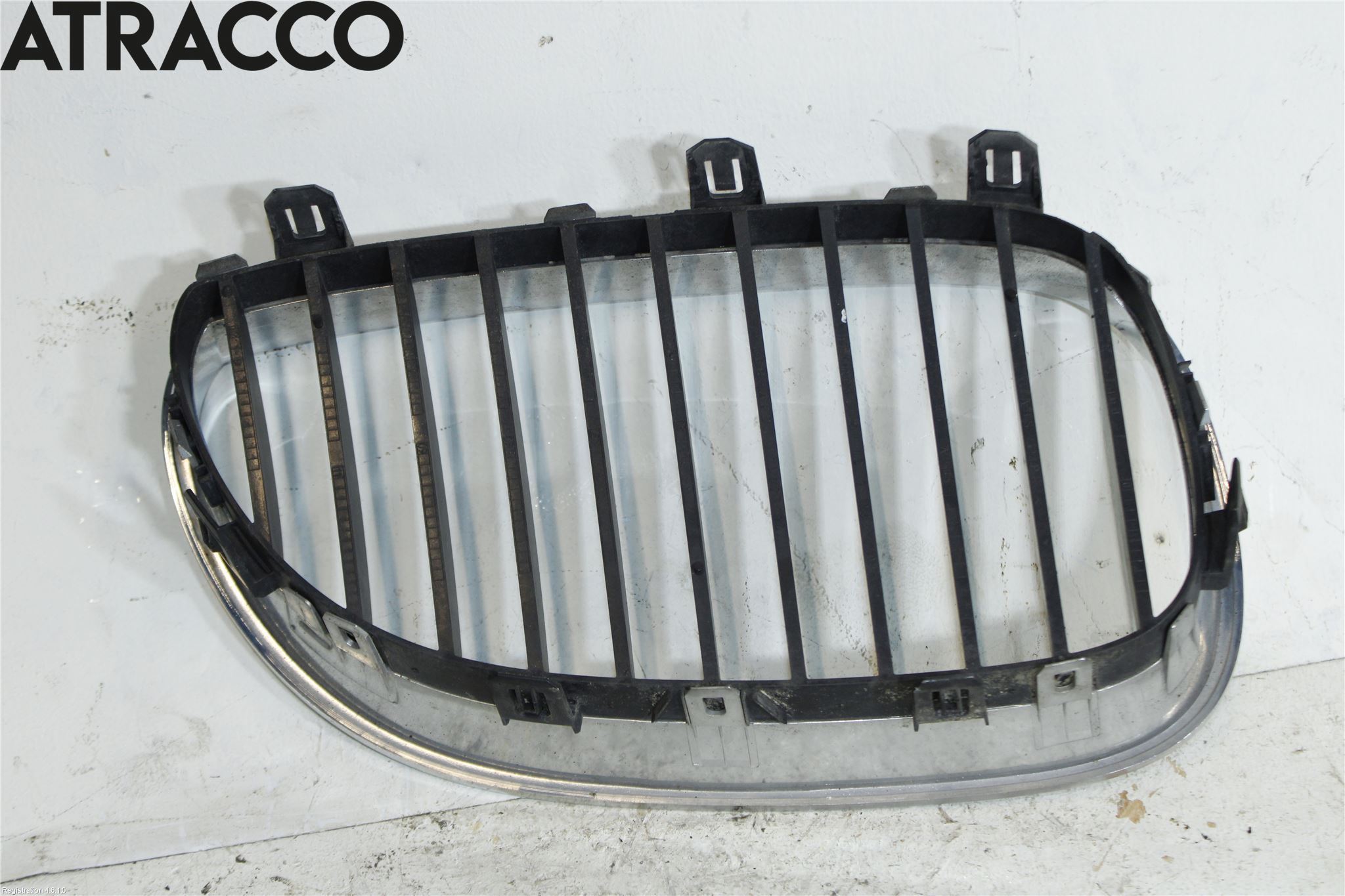BMW 5 E60/61 Sed/Tou 02-10 Grilldel Venstre