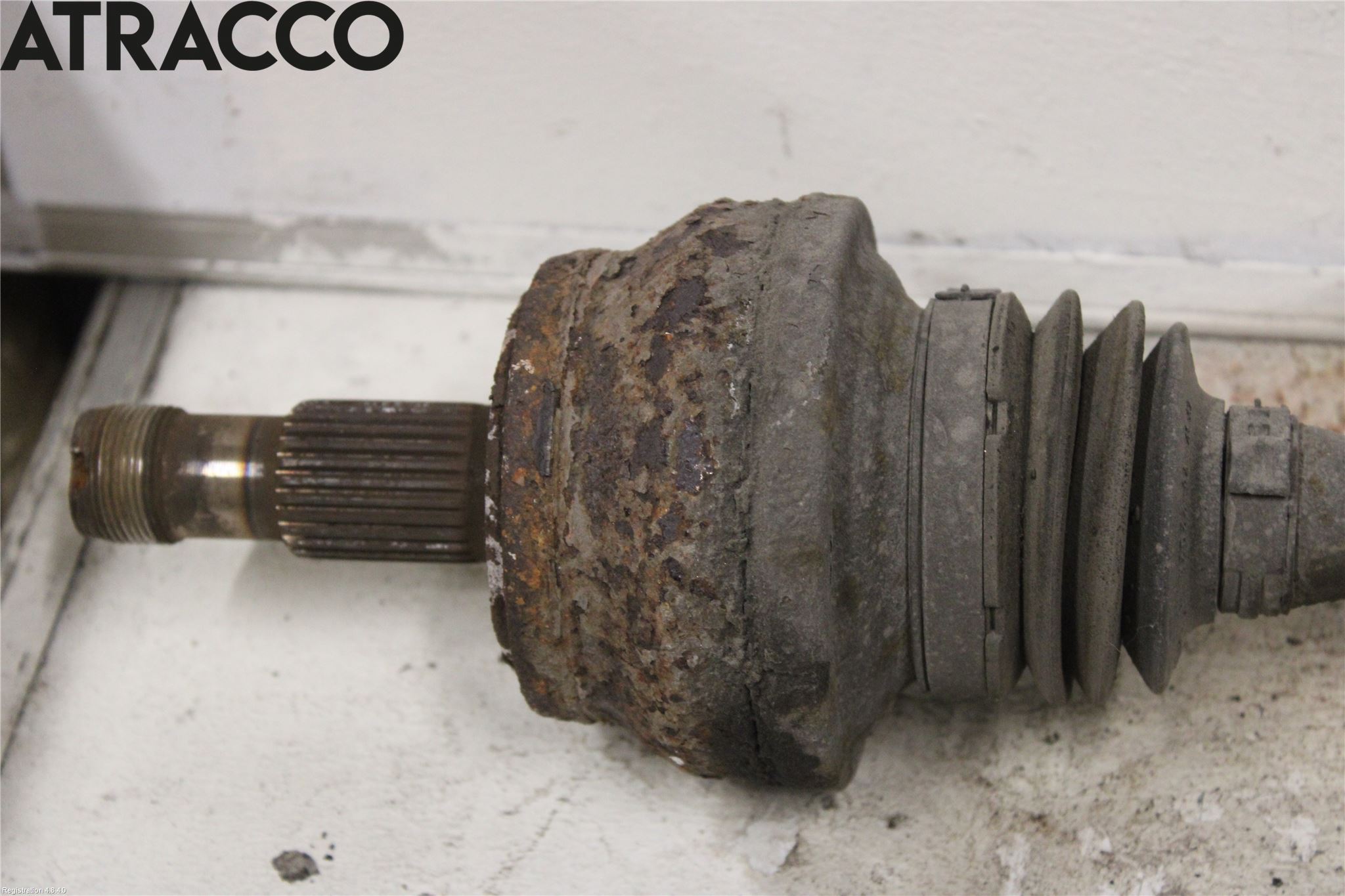 Mercedes-Benz MB E-KLASS (W212) 09-16 Drivaksel Bak Kompl Venstre