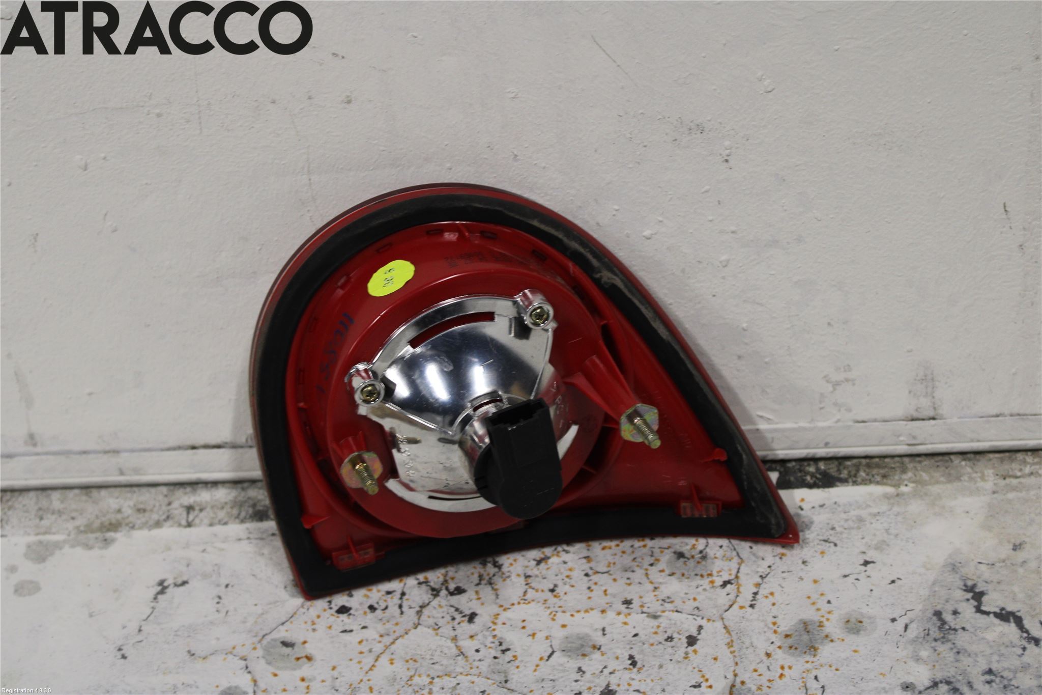 Volkswagen VW GOLF V 04-09 Baklykt Venstre  På Luke(Indre