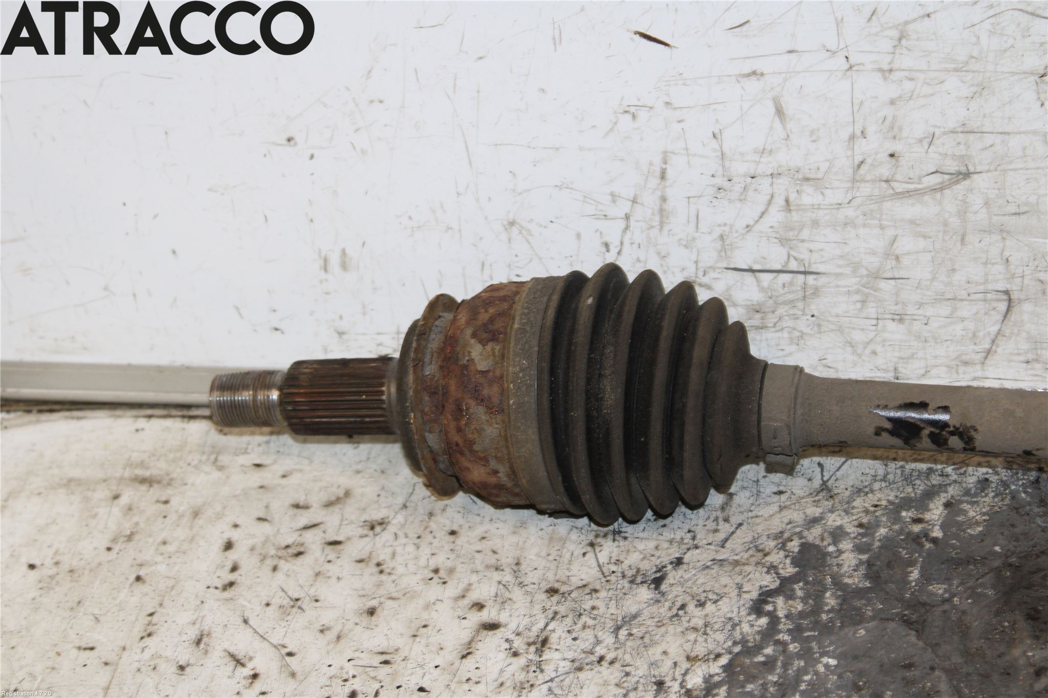 Suzuki SWIFT 17-24 Drivaksel Foran Kompl Venstre