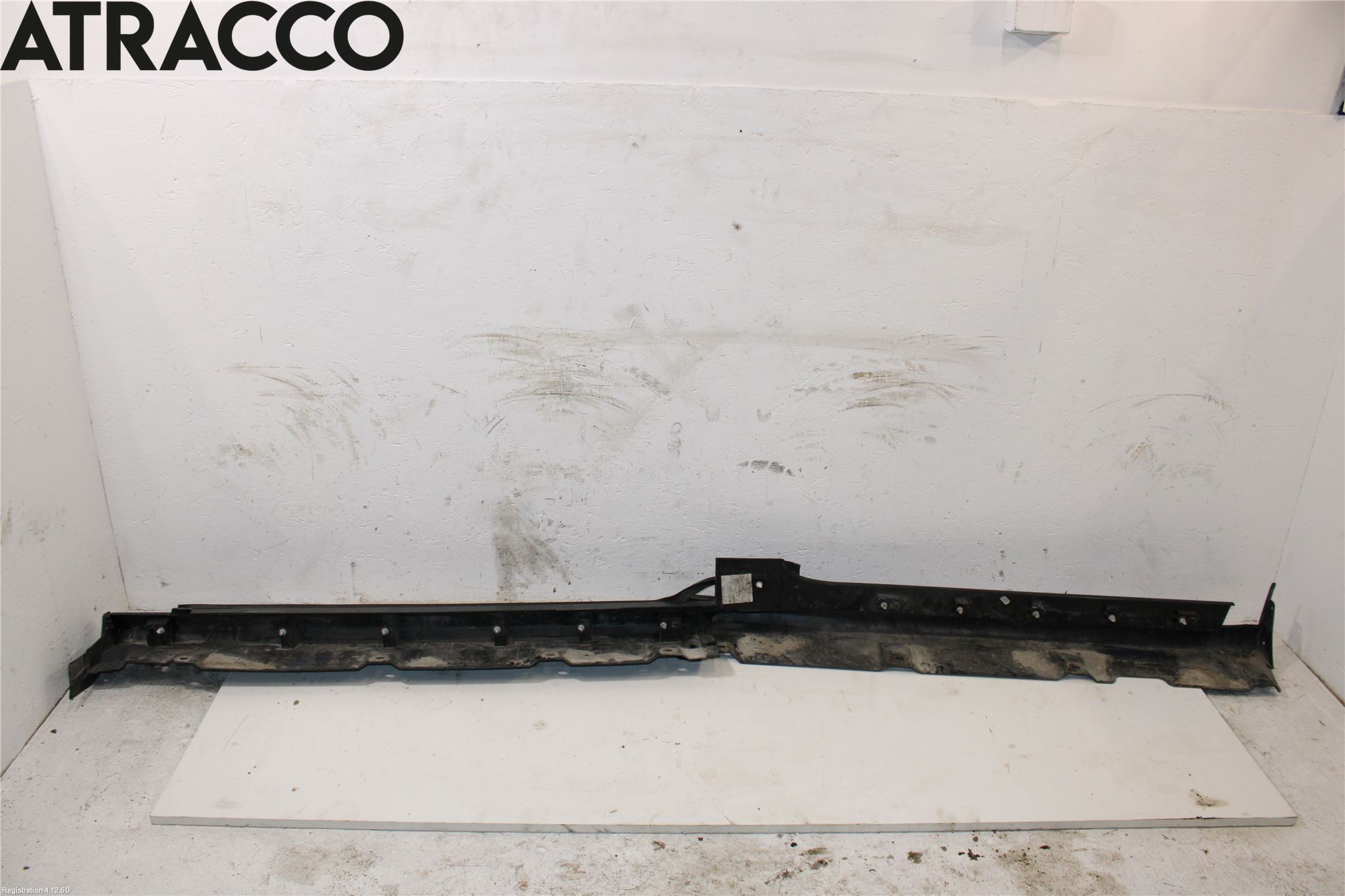 Ford TRANSIT/TOURNEO CONNECT 13-22 Kanalskjørt Venstre