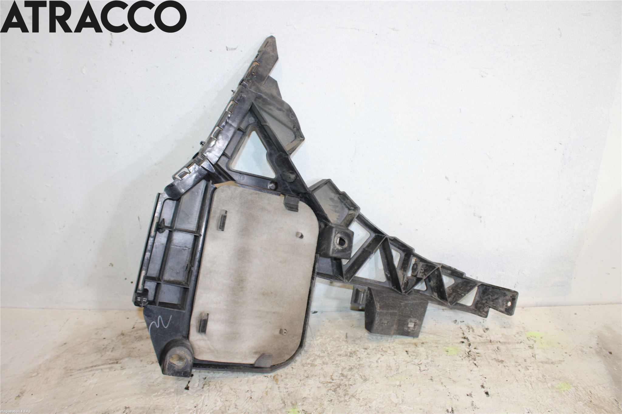 Mercedes-Benz MB ML/GLE-KLASS (W166) 12-18 Støtfangerfeste Bak Venstre