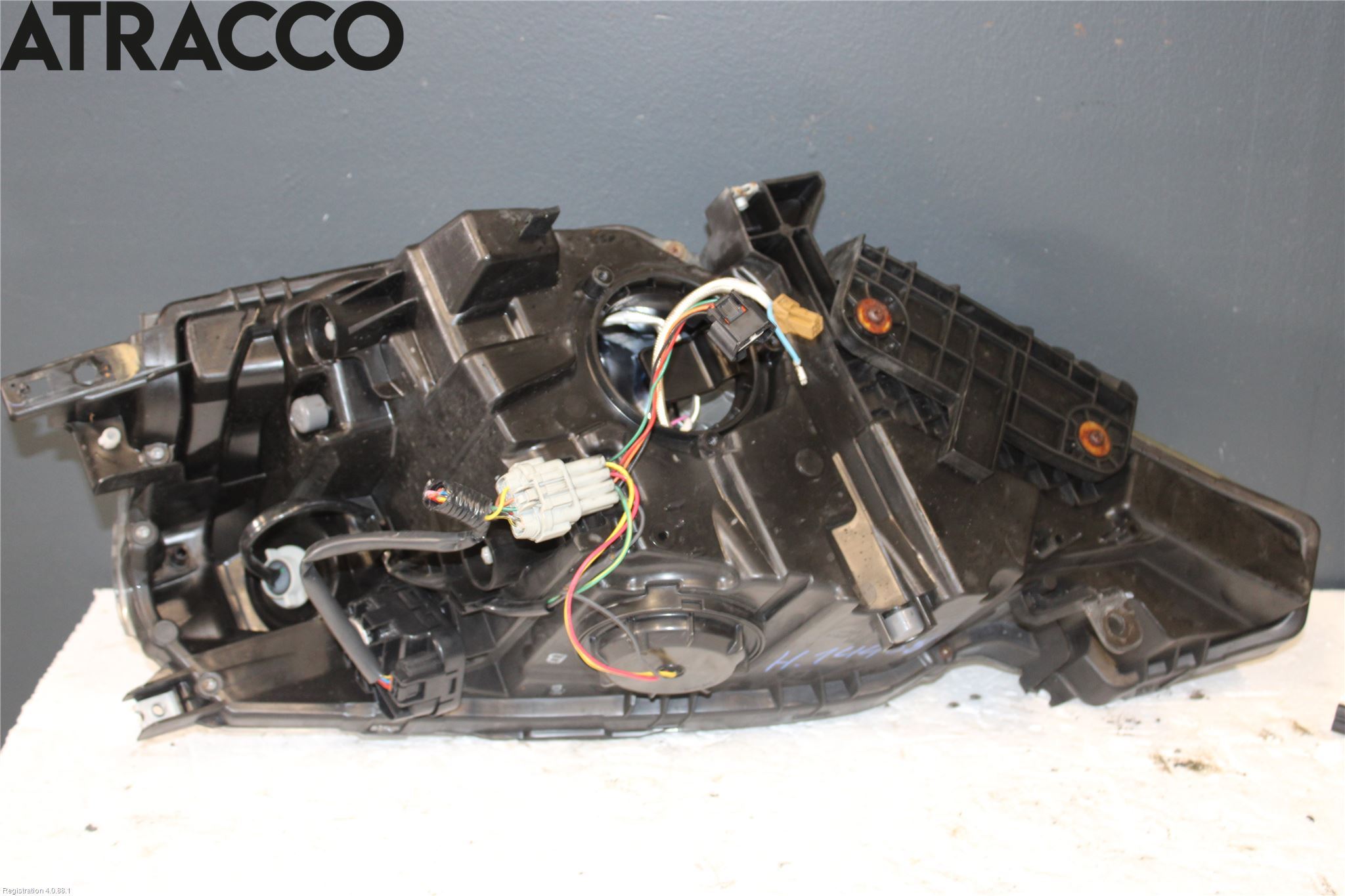 Nissan LEAF 11-17 Frontlykt Høyre