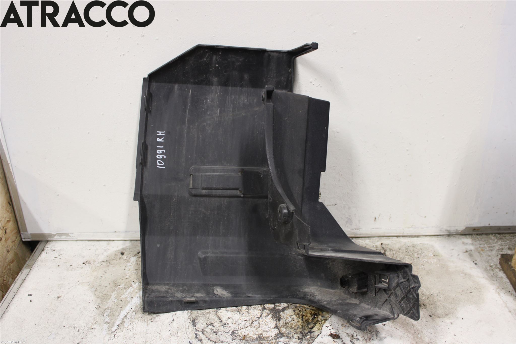 Volkswagen VW CRAFTER II / E-CRAFTER 17- Støtfanger Bak Hjørne Høyre