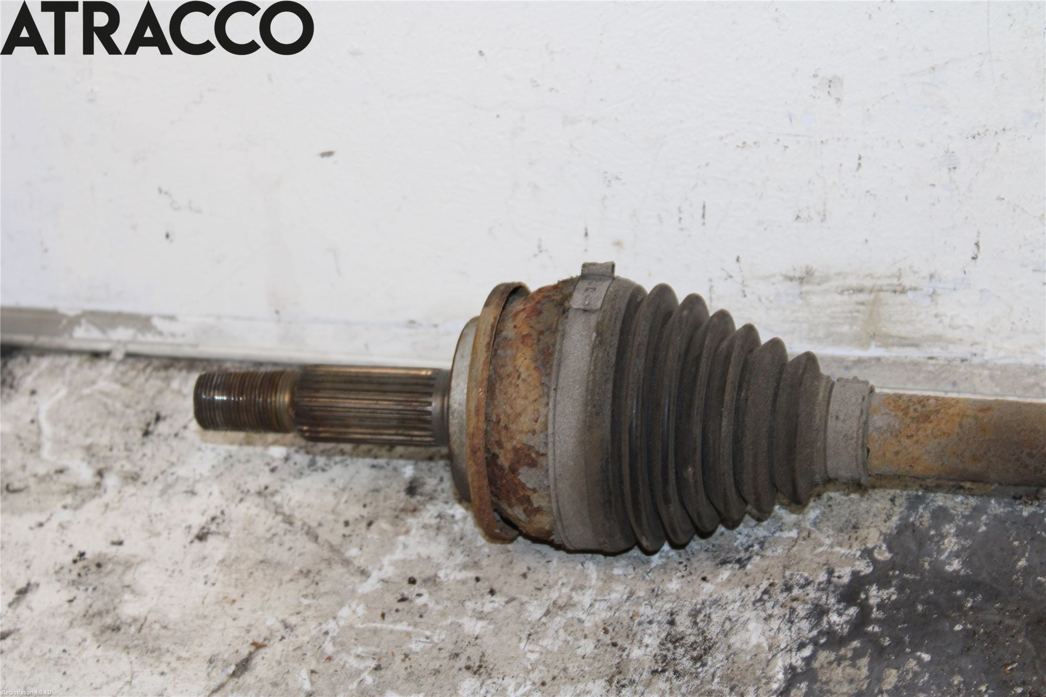 Toyota AURIS 10-12 Drivaksel Foran Kompl Venstre