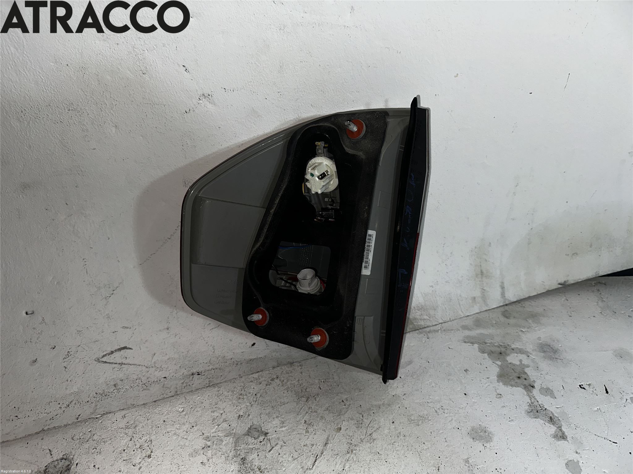 BMW X3 E83     03-10 Baklykt Høyre