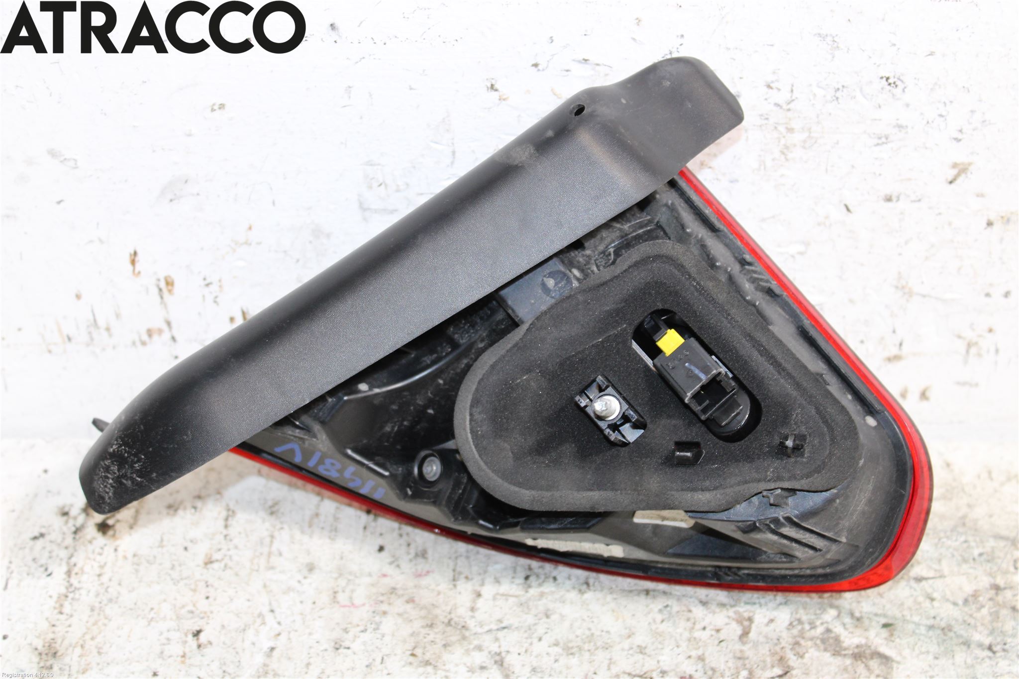 Peugeot 2008 13-20 Baklykt Venstre  På Luke(Indre