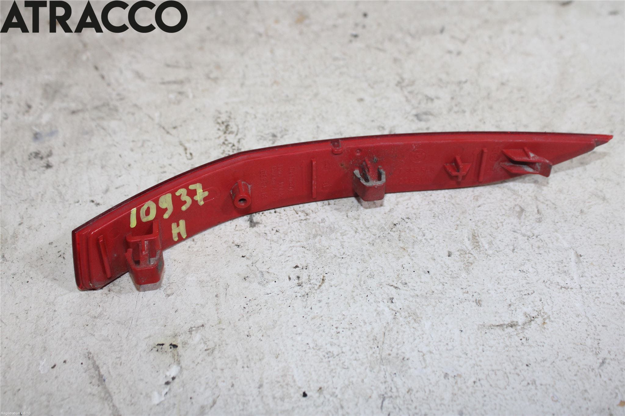 BMW X1 F48 15-22 Refleks Bak