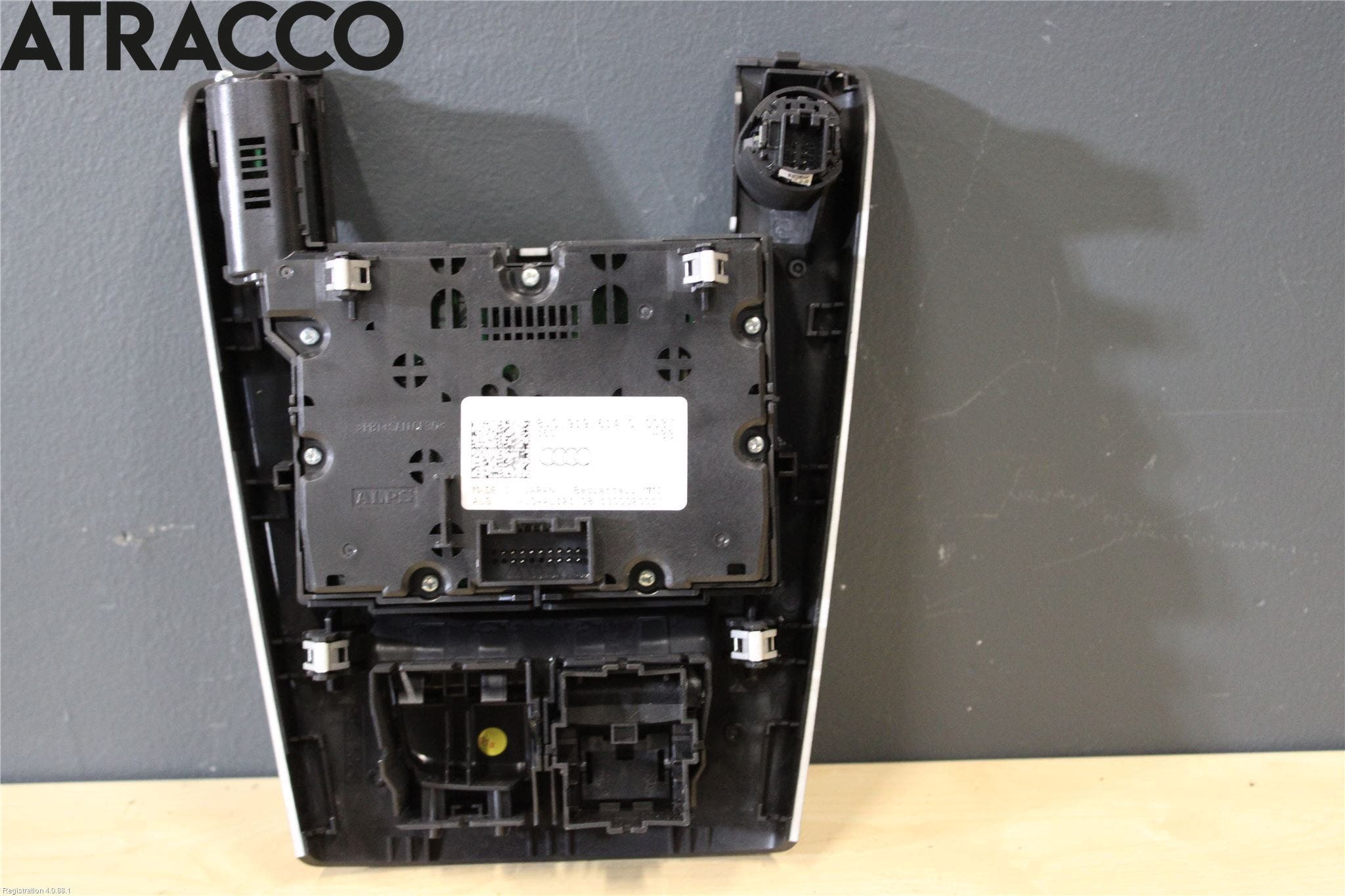 Audi A3/S3 05-13 Instrumentkonsoll Midt