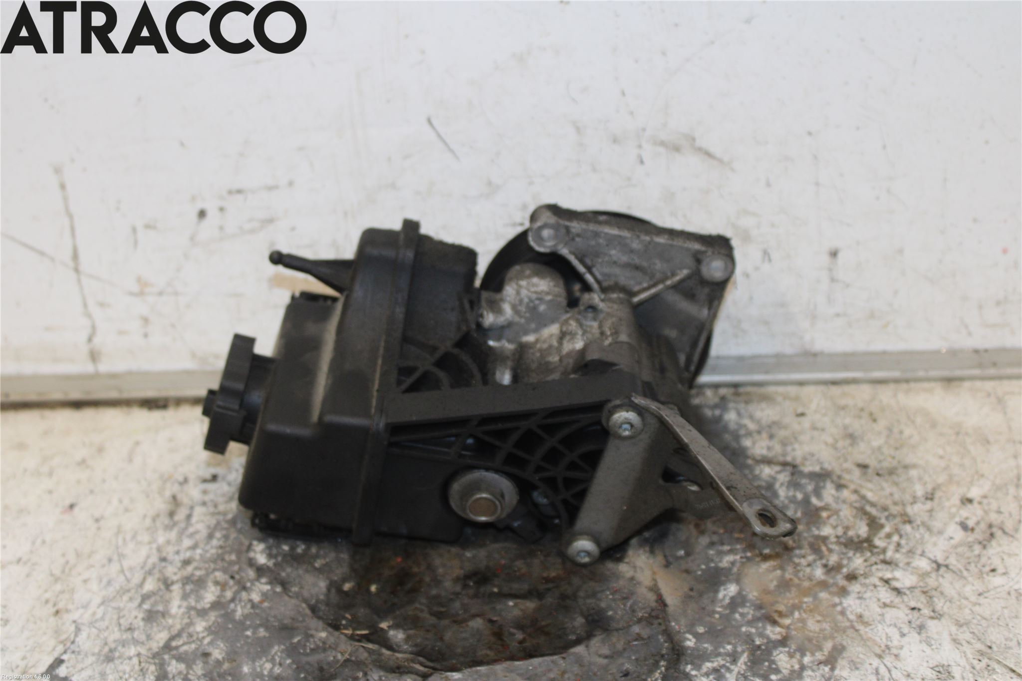 Mercedes-Benz MB E-KLASS (W212) 09-16 Servo Pumpe