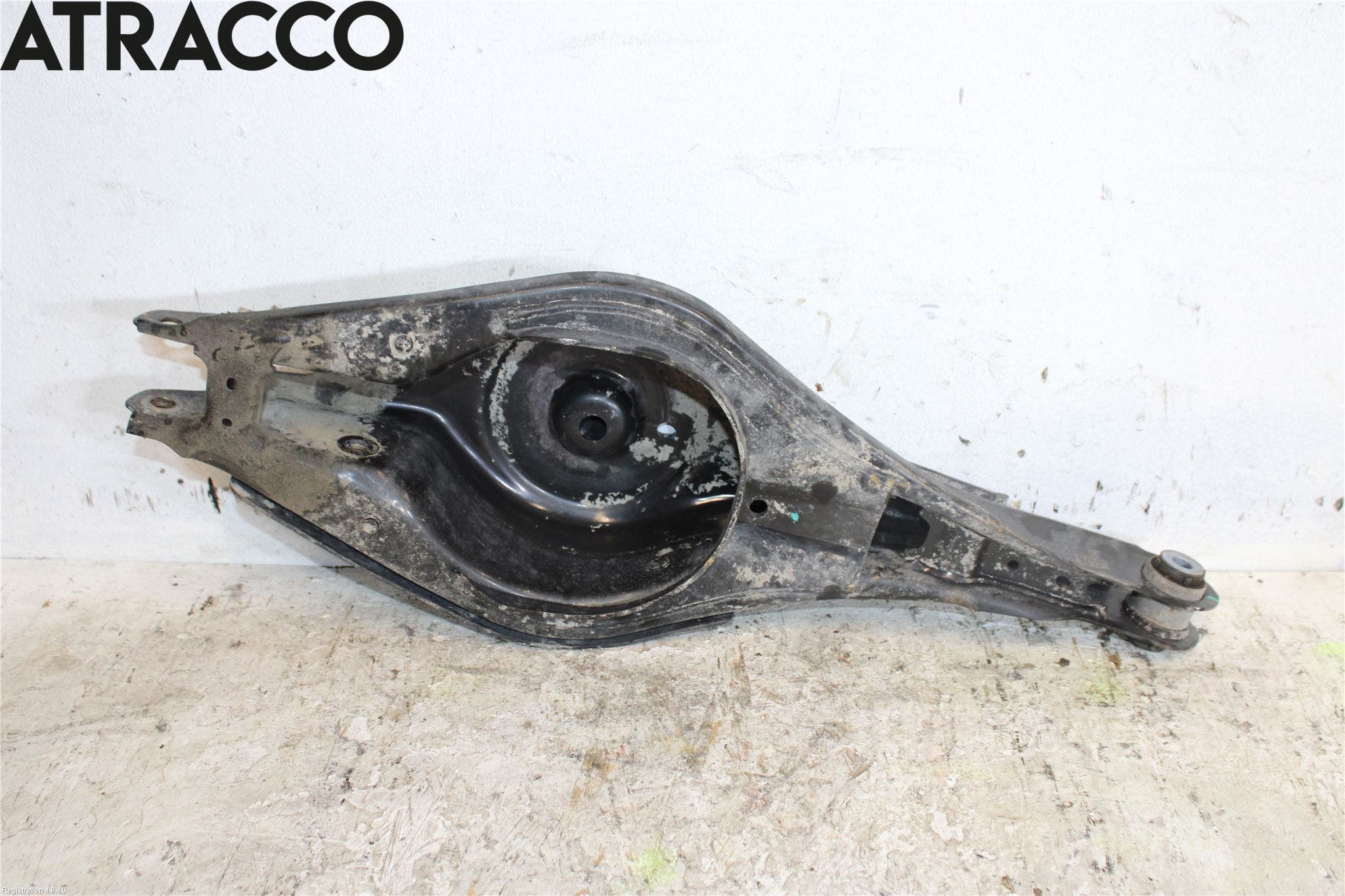 Volvo XC40/RECHARGE 18- Bærearm Bak Høyre