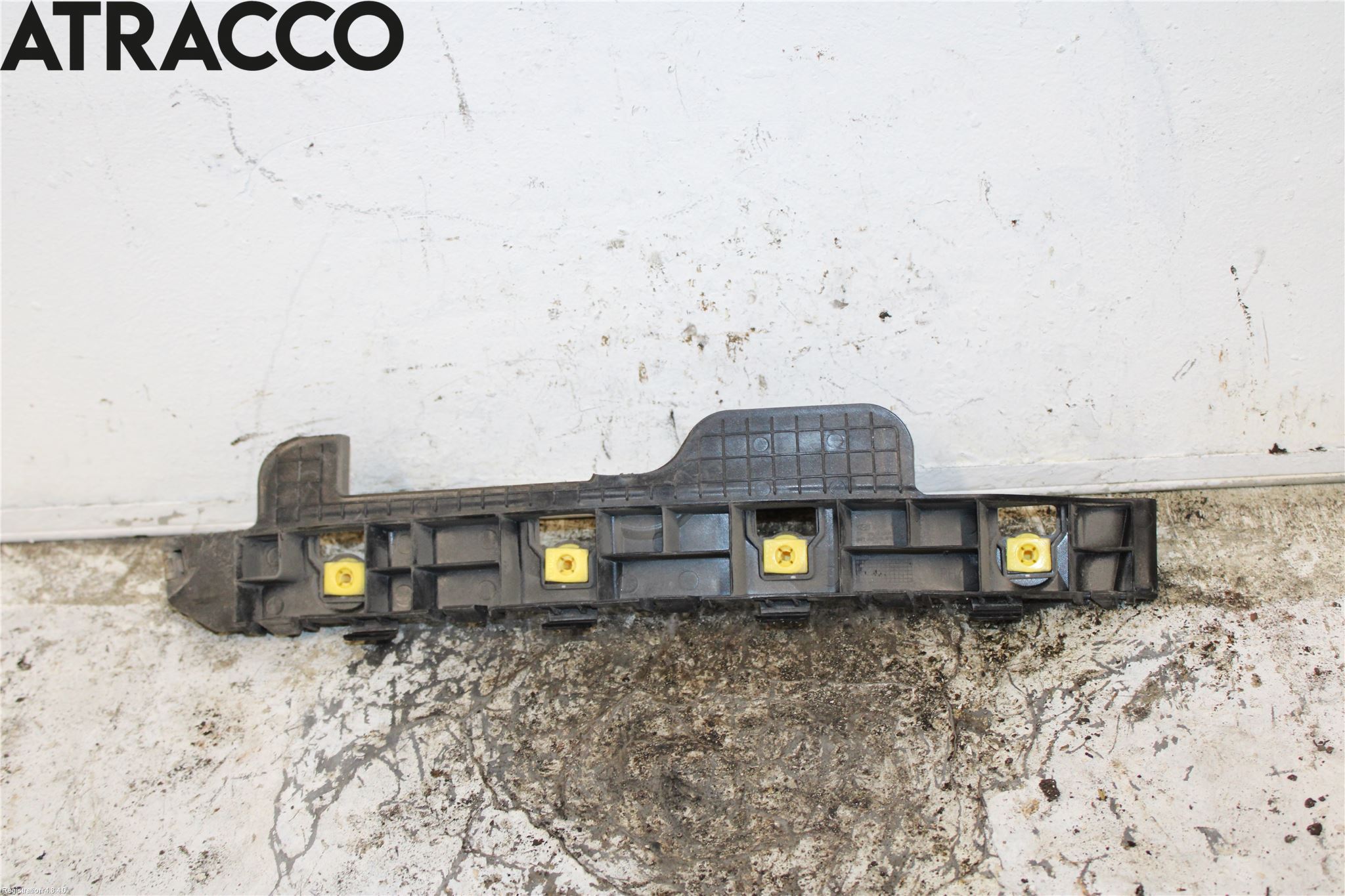 Hyundai IONIQ AE 17-22 Støtfangerfeste Bak Høyre