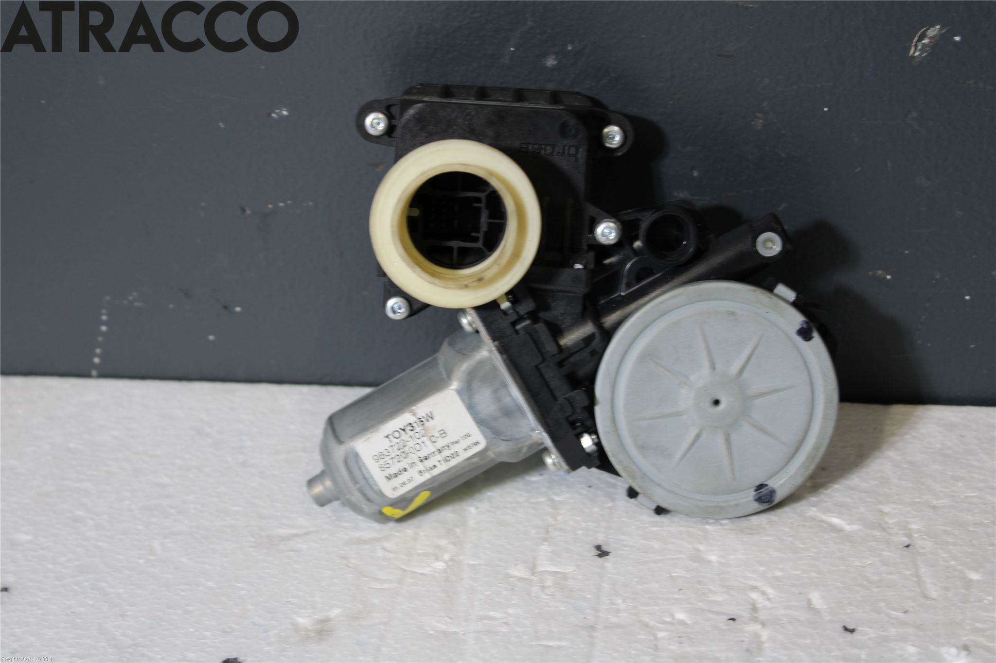 Toyota YARIS XP90 06-11 Vindusheismotor