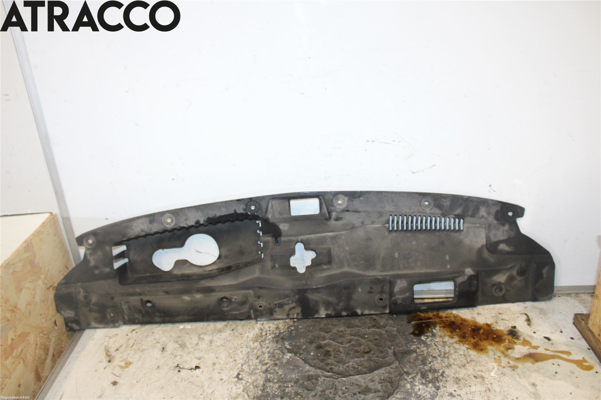 Mitsubishi OUTLANDER 13-21 Frontplate Øvre