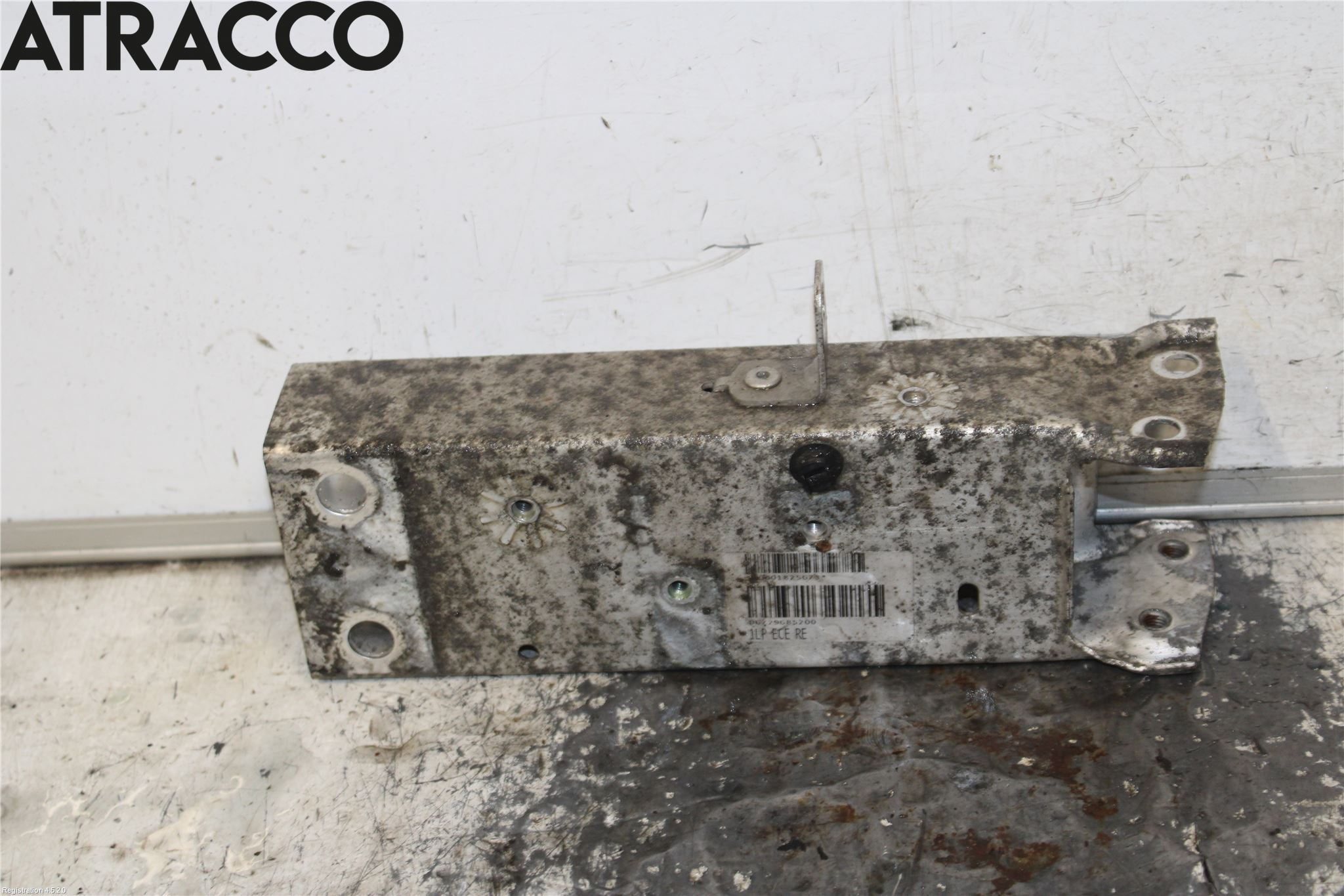 BMW i3 I01 13-22 Støtfanger Foran Feste