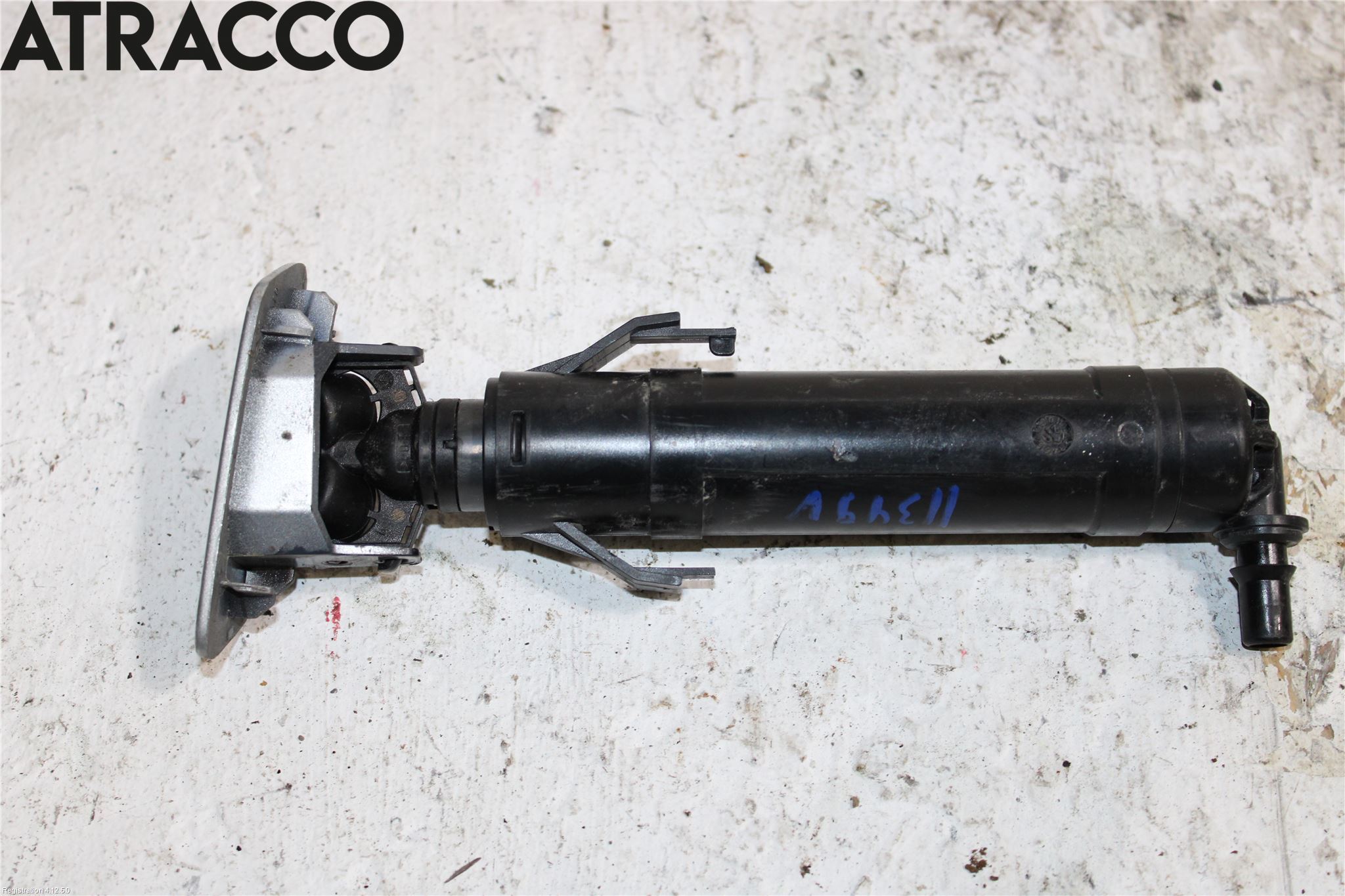 Volkswagen VW PASSAT 11-14 Spylerdyse Frontlykter