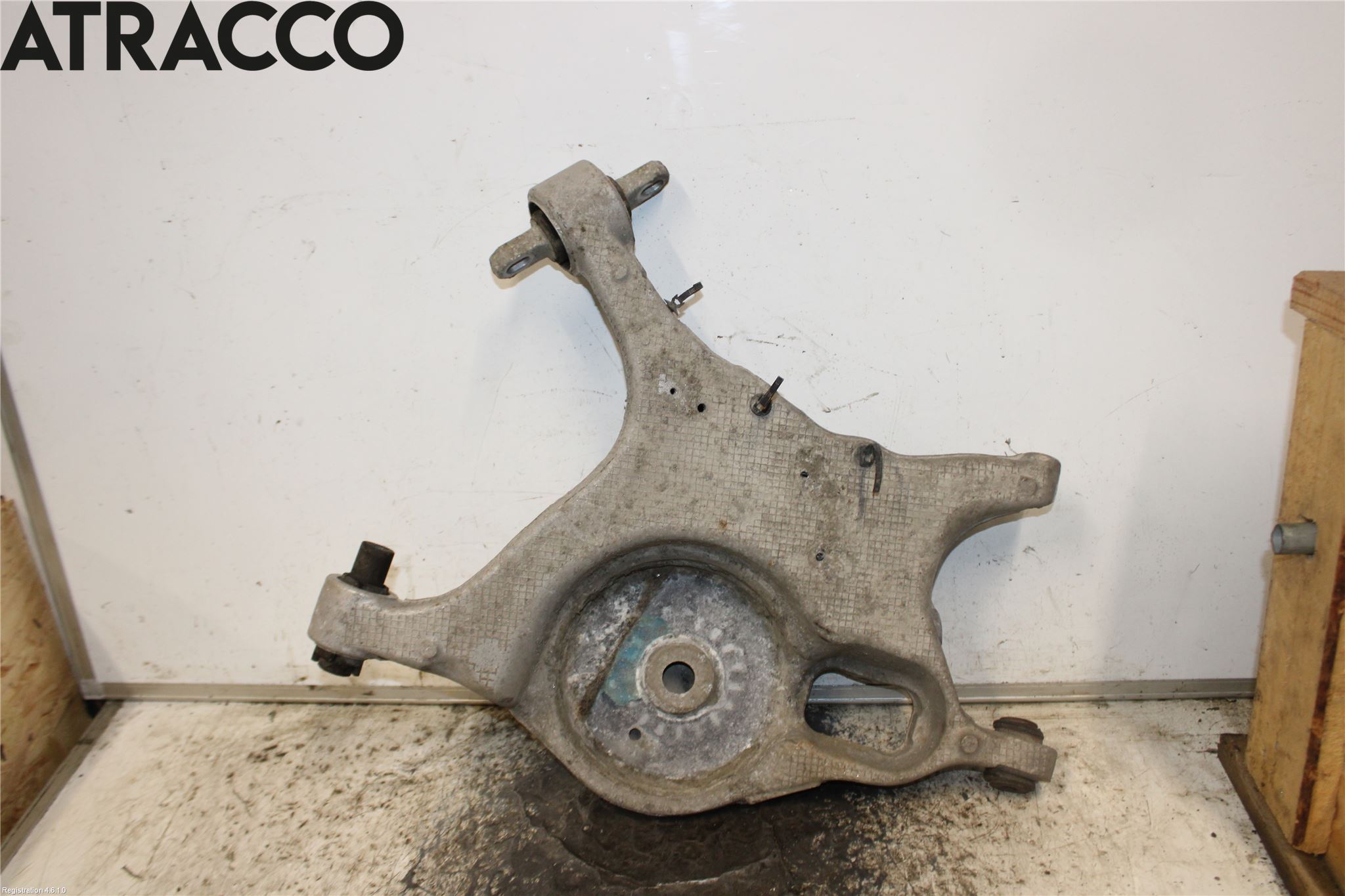 Volvo XC60 18- Bærearm Bak Høyre