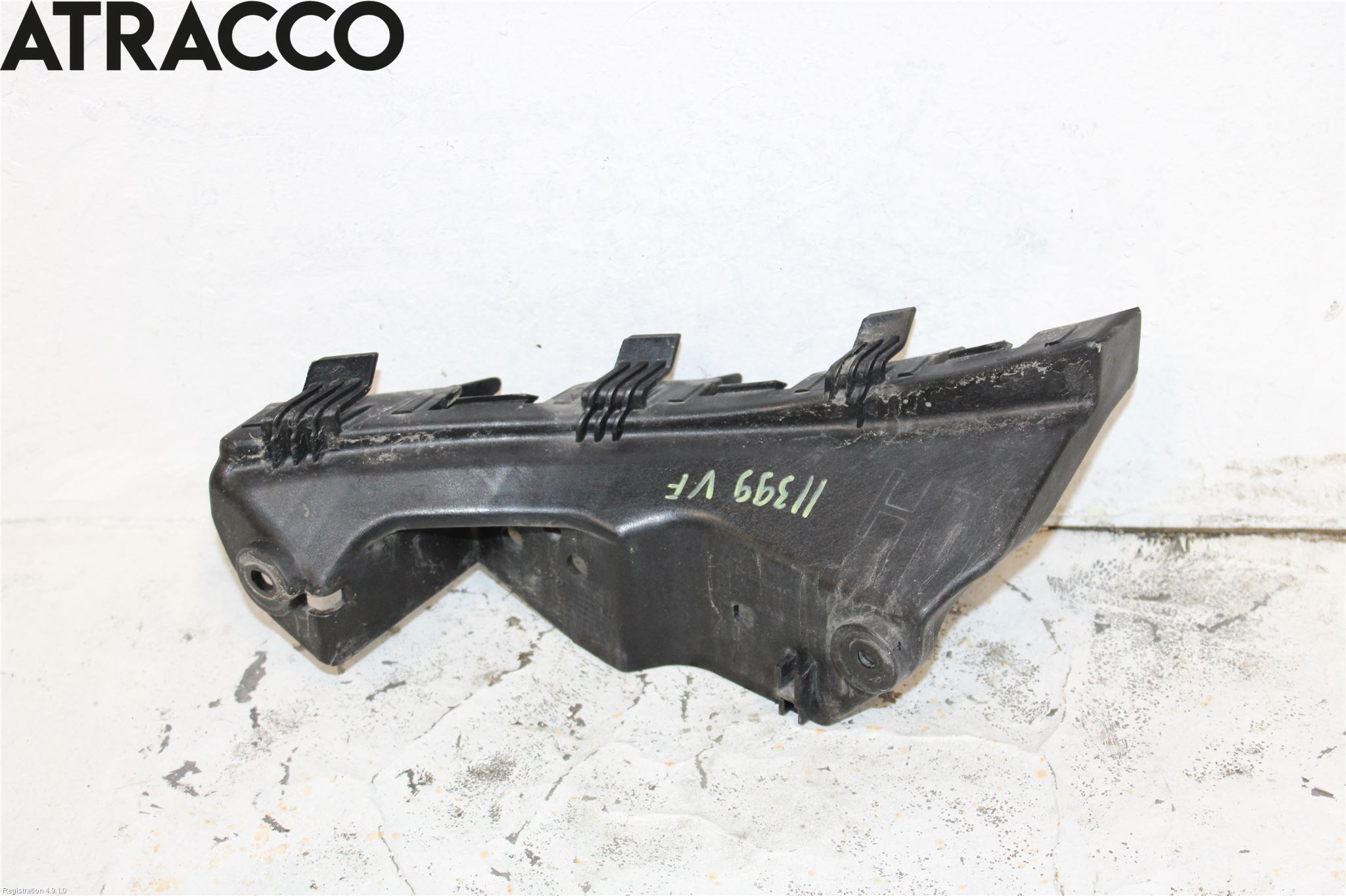 Kia SOUL 09- Støtfangerfeste Foran Venstre