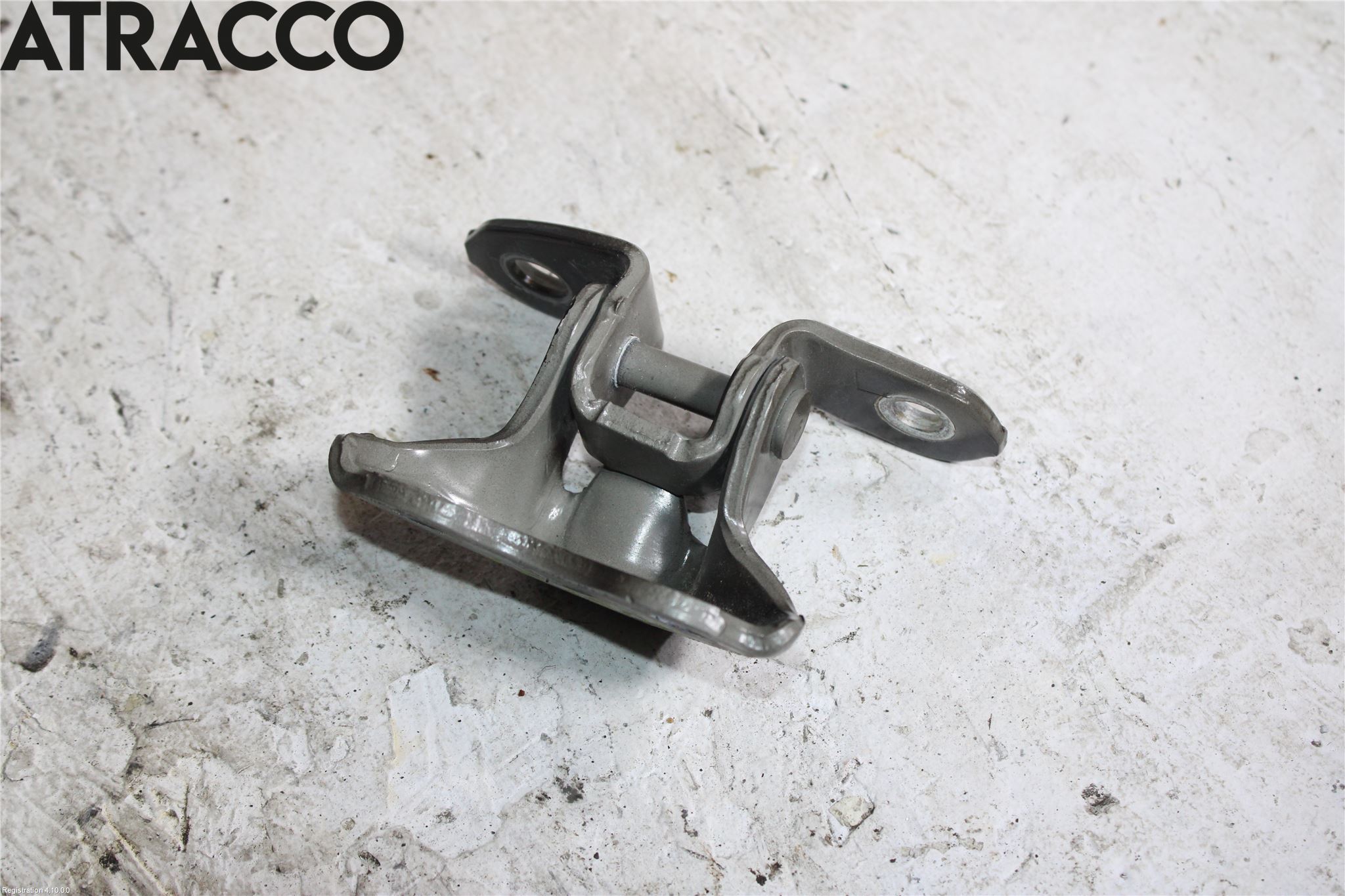 Toyota HILUX 16- Dørhengsel