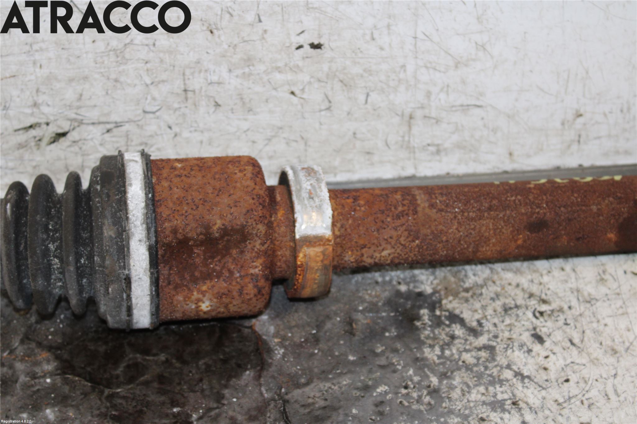 Volvo V70 08-13 Drivaksel Foran Kompl Høyre