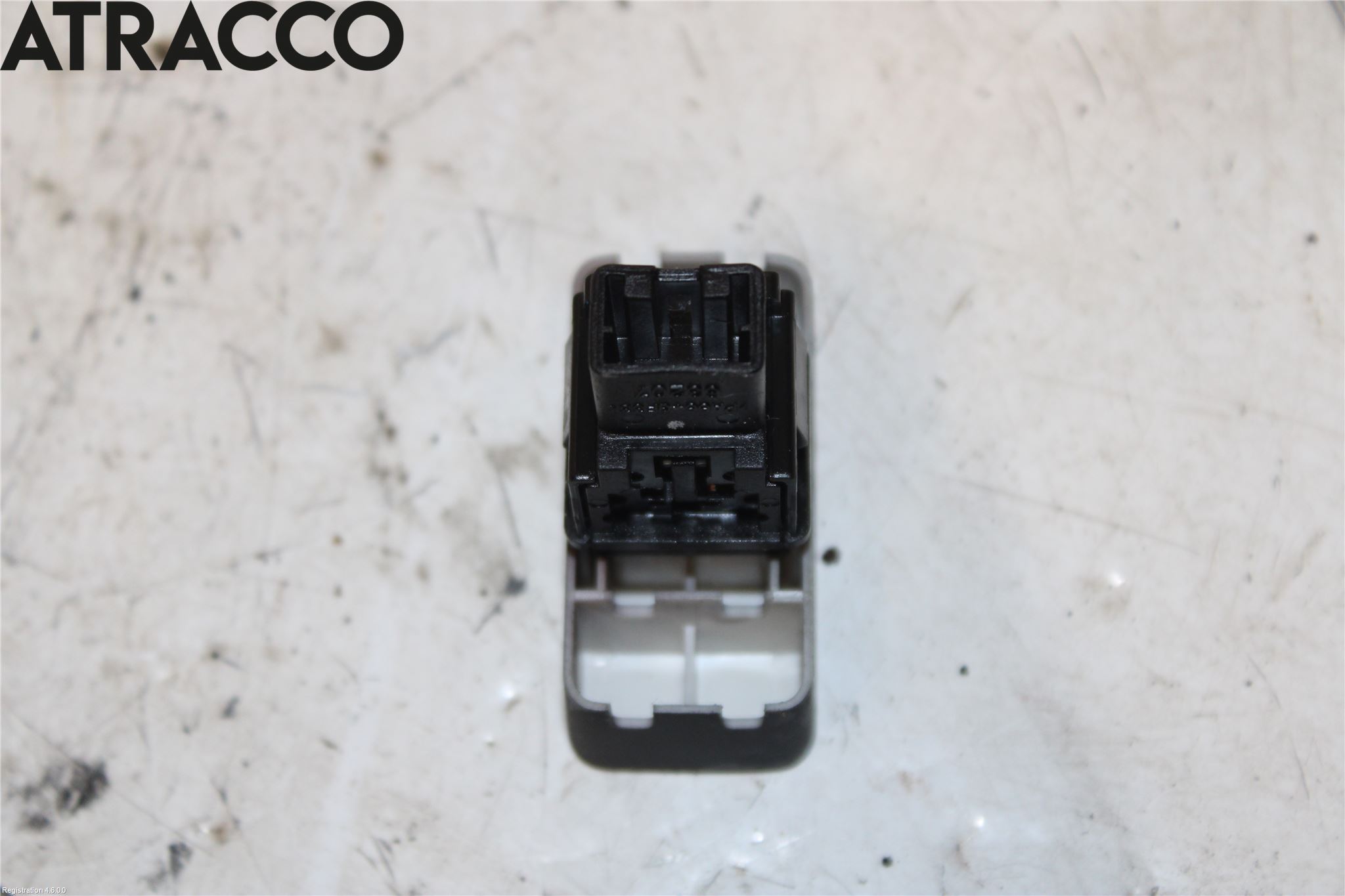 Nissan LEAF 11-17 Bryter Varsel (Nødblink)