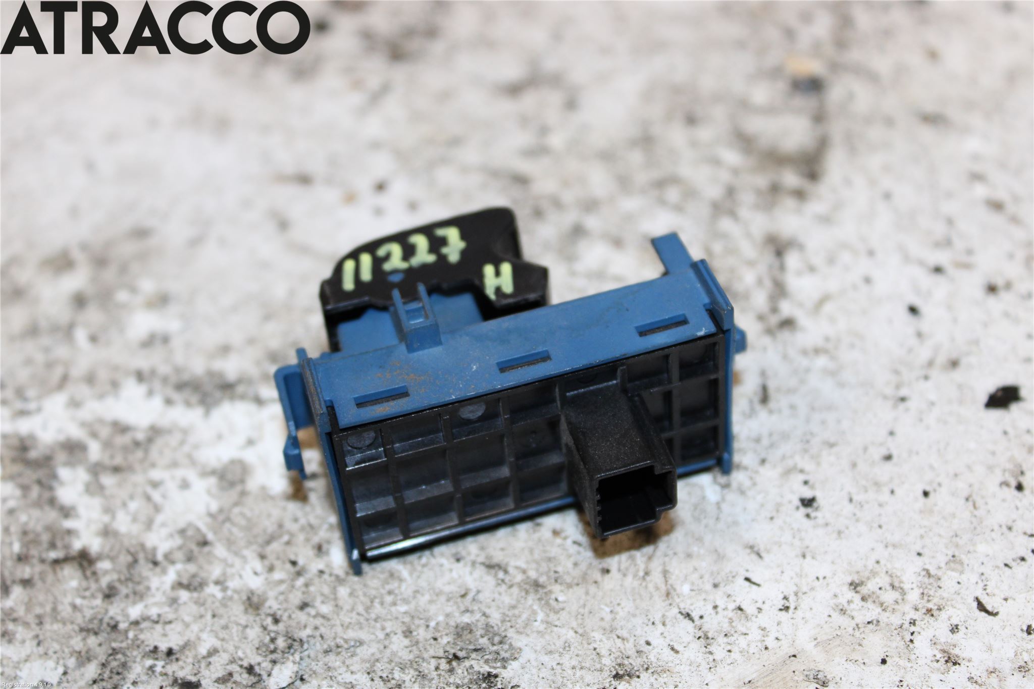 Toyota AVENSIS 09-15 Bryter Vindusheis