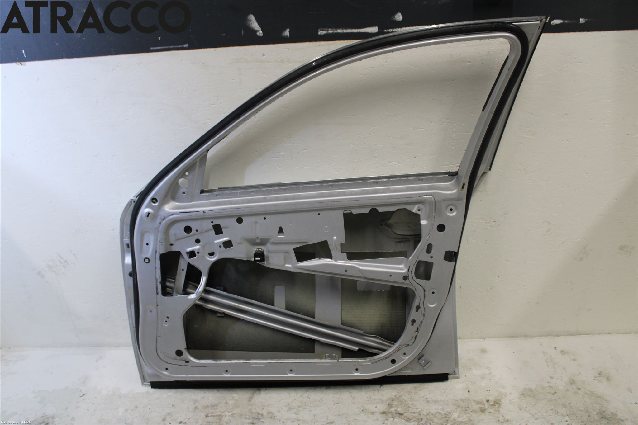 BMW 5 E60/61 Sed/Tou 02-10 Dør 4D Foran Høyre