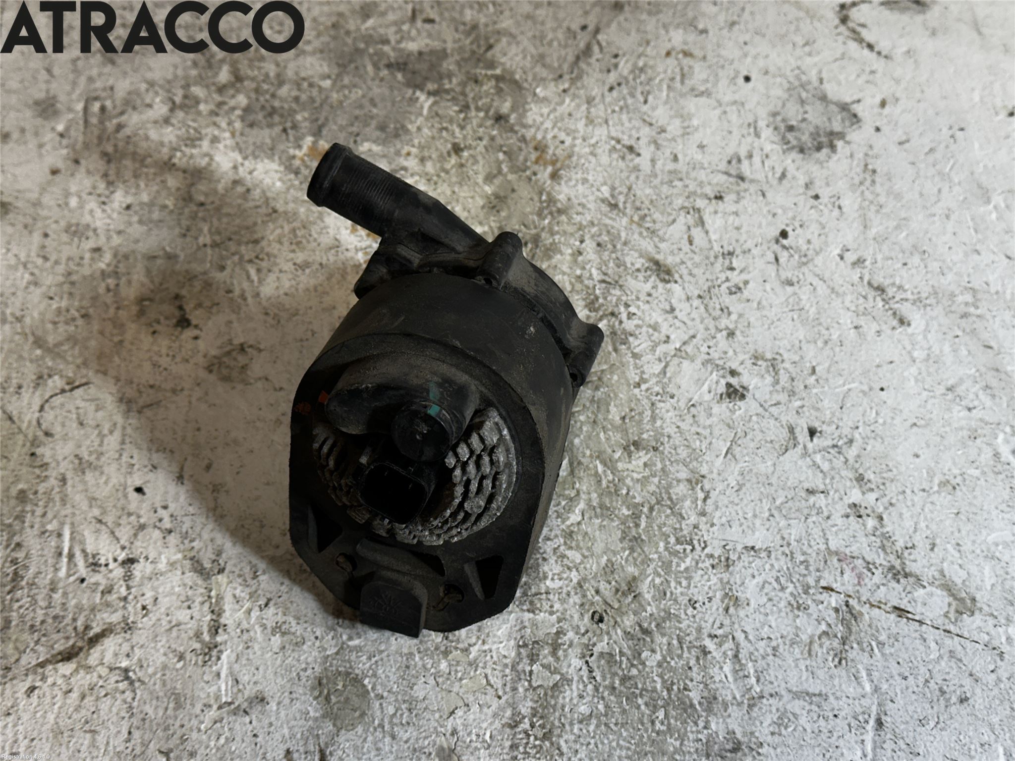 Tesla MODEL S 13- Vannpumpe