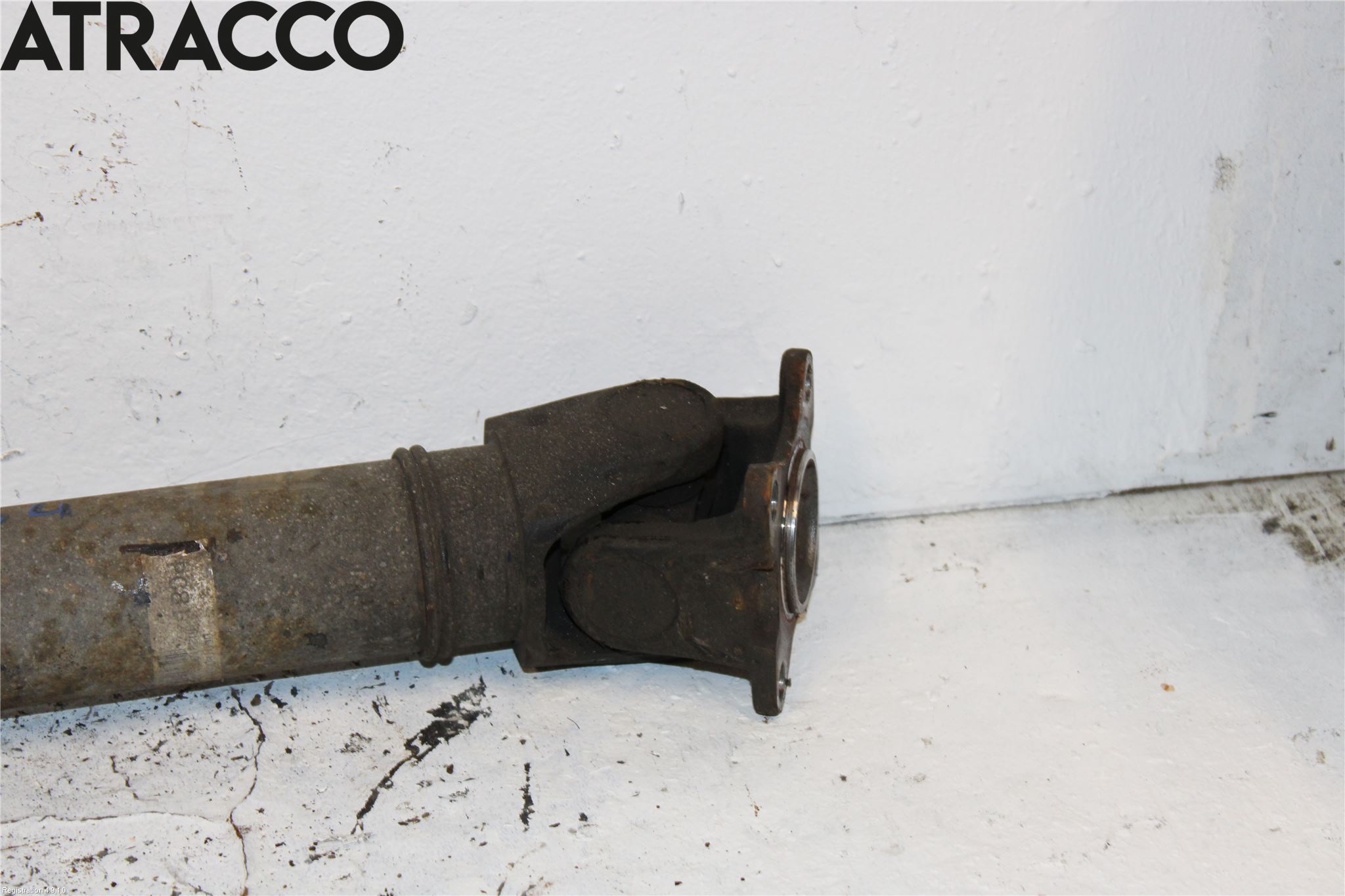 Toyota HI-ACE 95-05 Mellomaksel Fremre