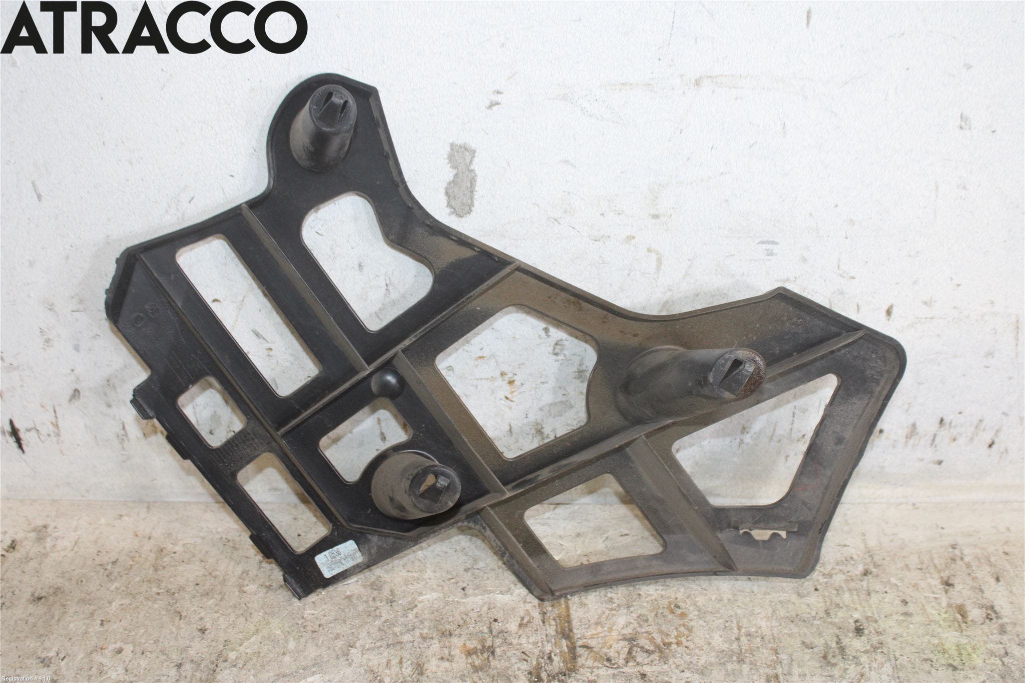 Peugeot 308 14-21 Støtfanger Bak Feste