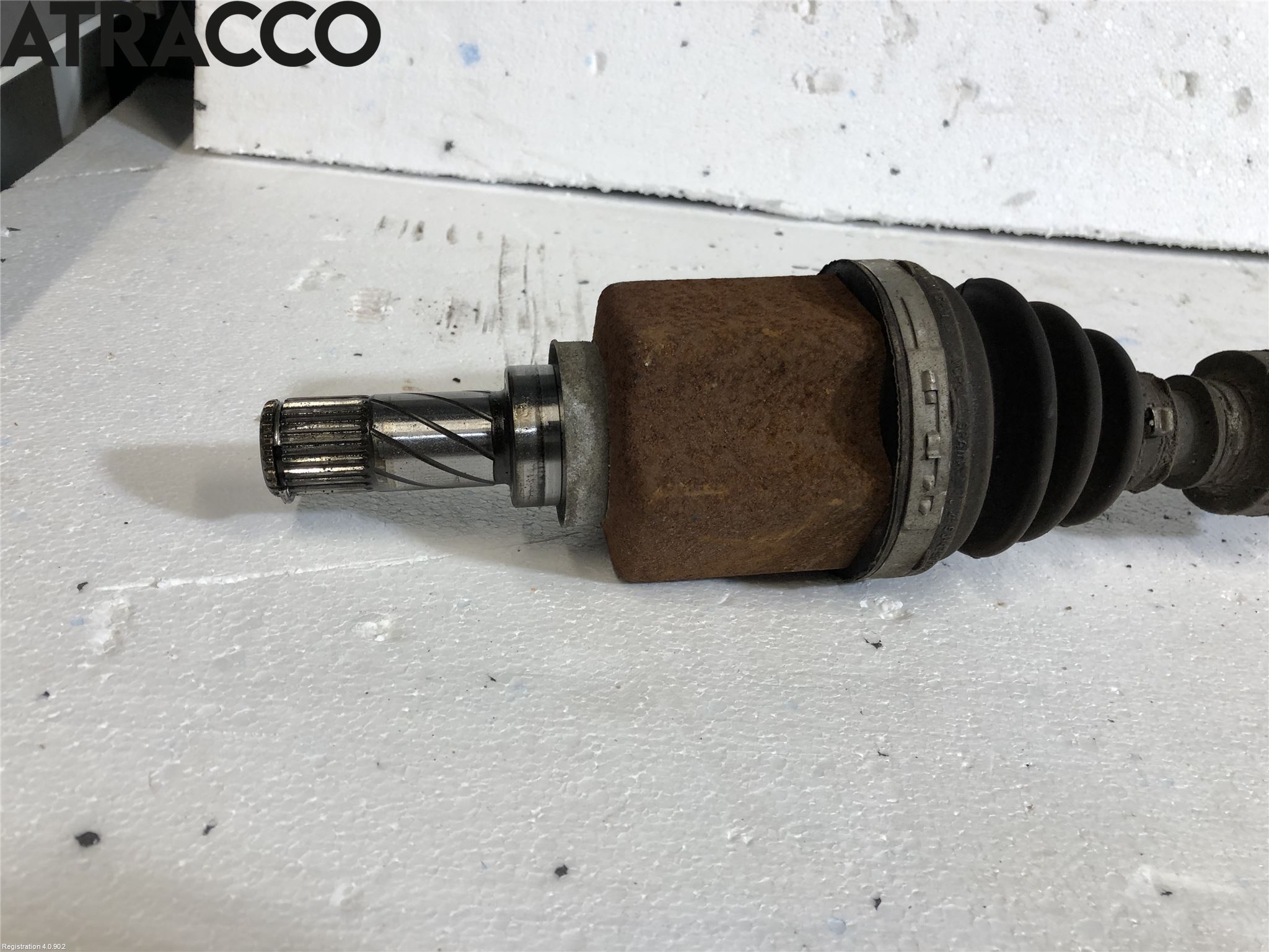 Nissan QASHQAI 14-17 Drivaksel Foran Kompl Venstre