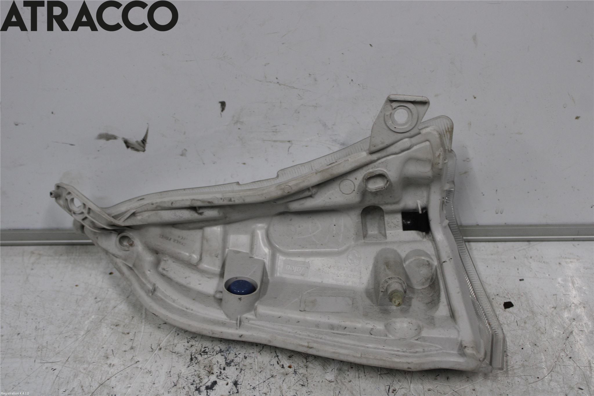 Nissan LEAF 11-17 Frontlykt Hus Venstre