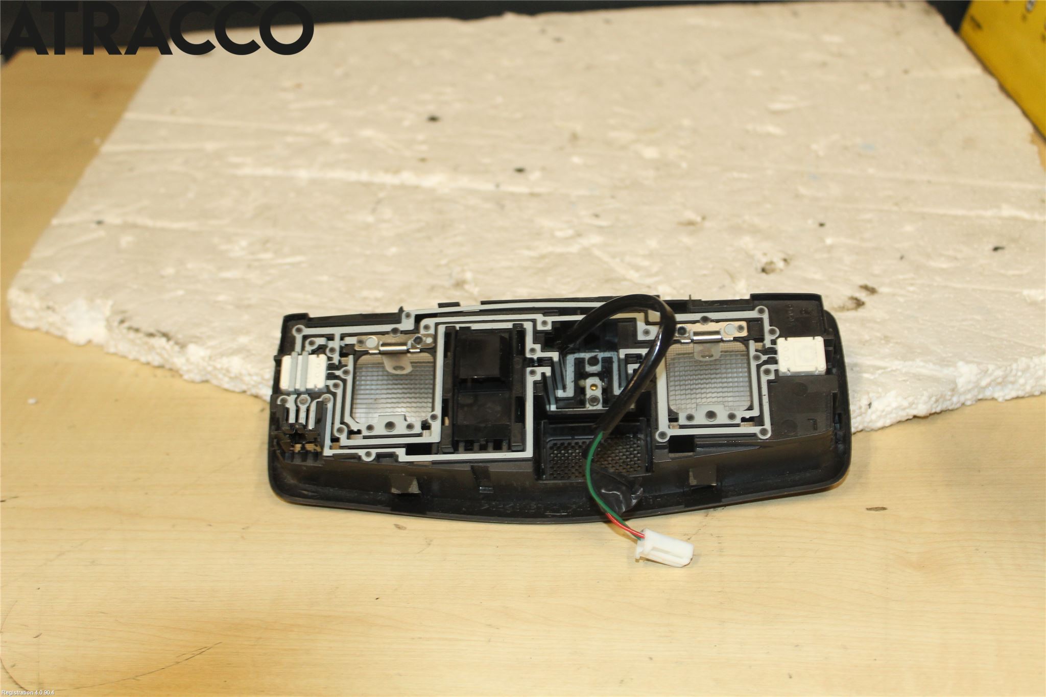 Mitsubishi OUTLANDER 13-21 Innr Taklys