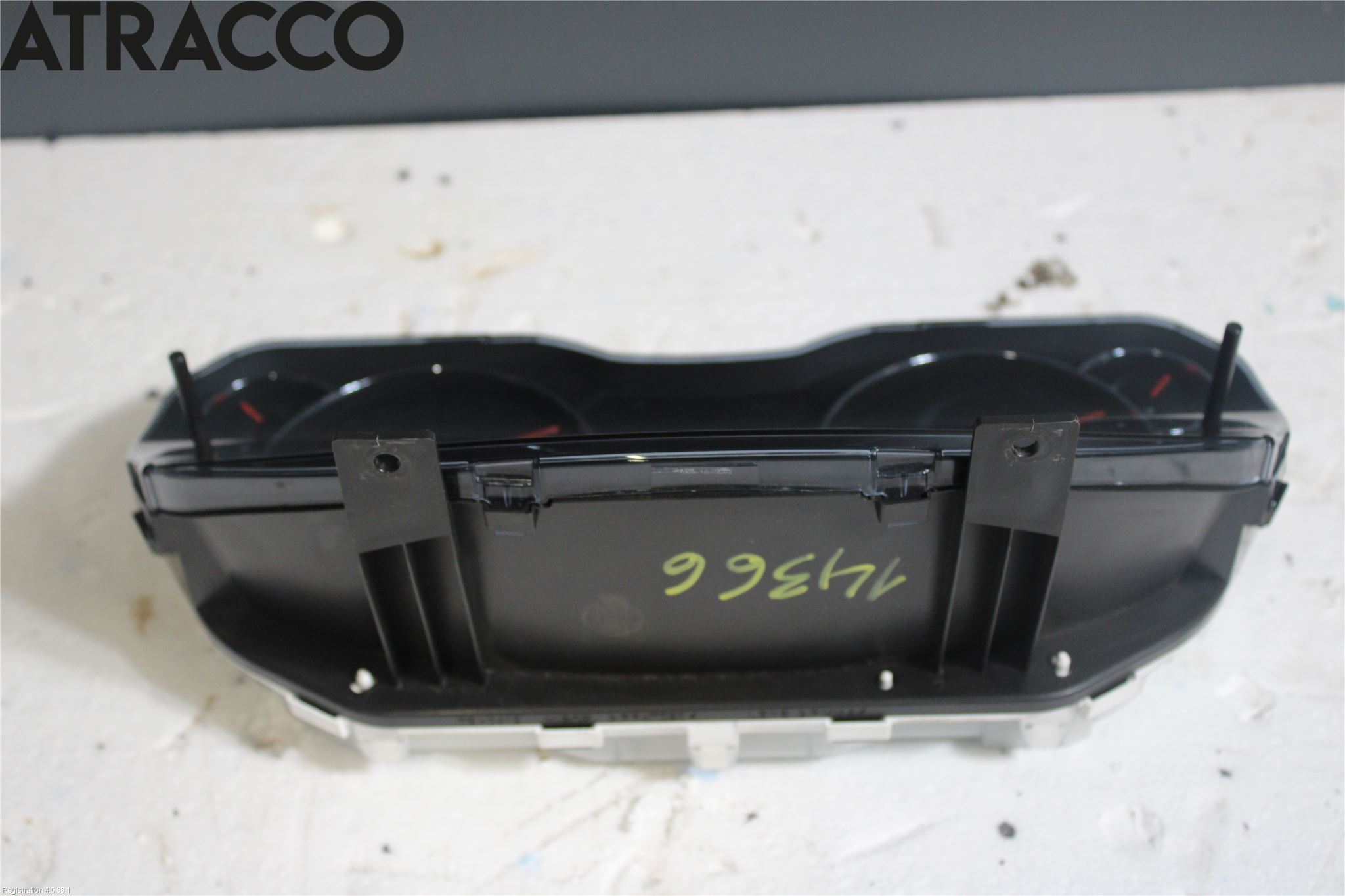 Subaru OUTBACK 10-15 Instr Speedometer