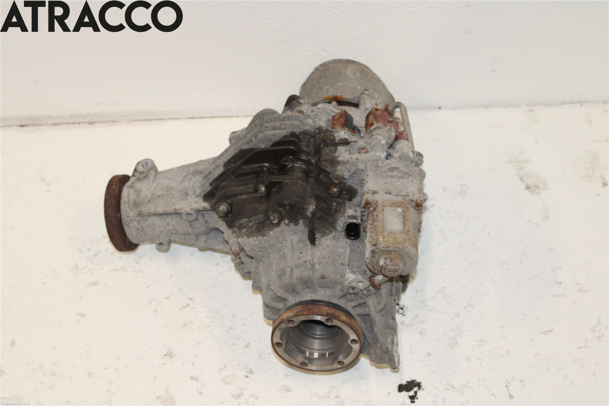 Audi A8/S8 4H 10-17 Bakaksel Kardang Bak -Diff