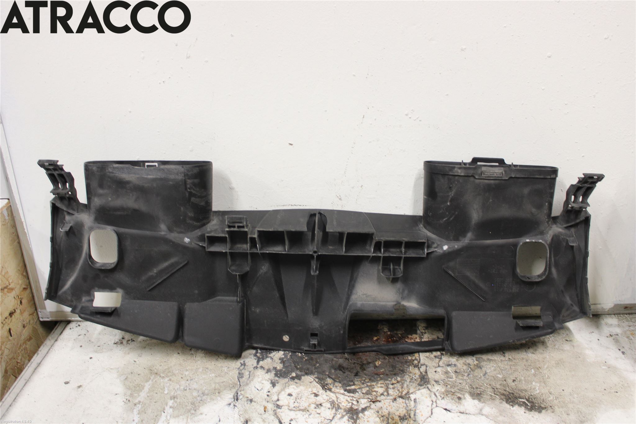 Mercedes-Benz MB E-KLASS (W212) 09-16 Luftstyring Front