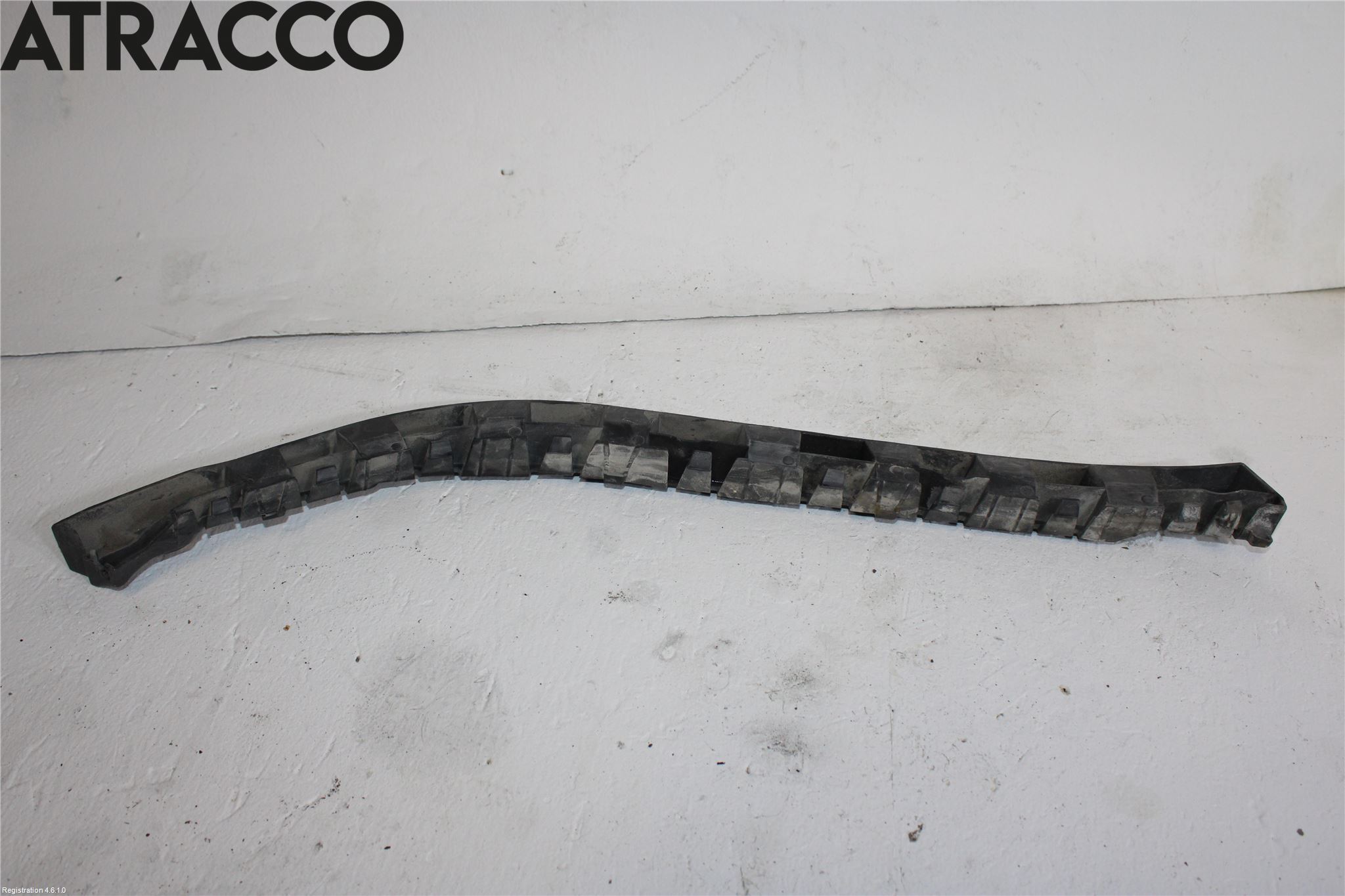 Skoda SUPERB 09-15 Støtfangerfeste Bak Høyre