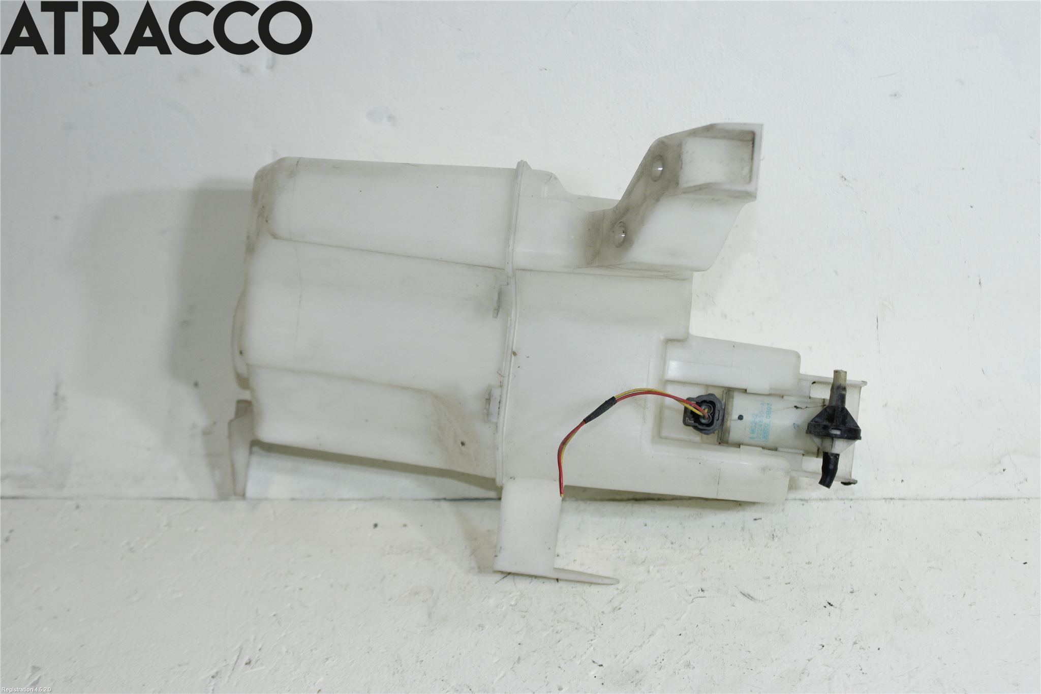 Nissan NV200/NV200 COMBI Spylerbeholder Frontrute