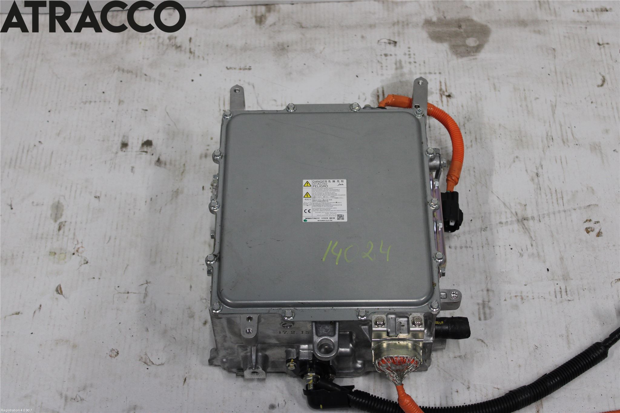 Mitsubishi OUTLANDER 13-21 Batterilader Hybrid