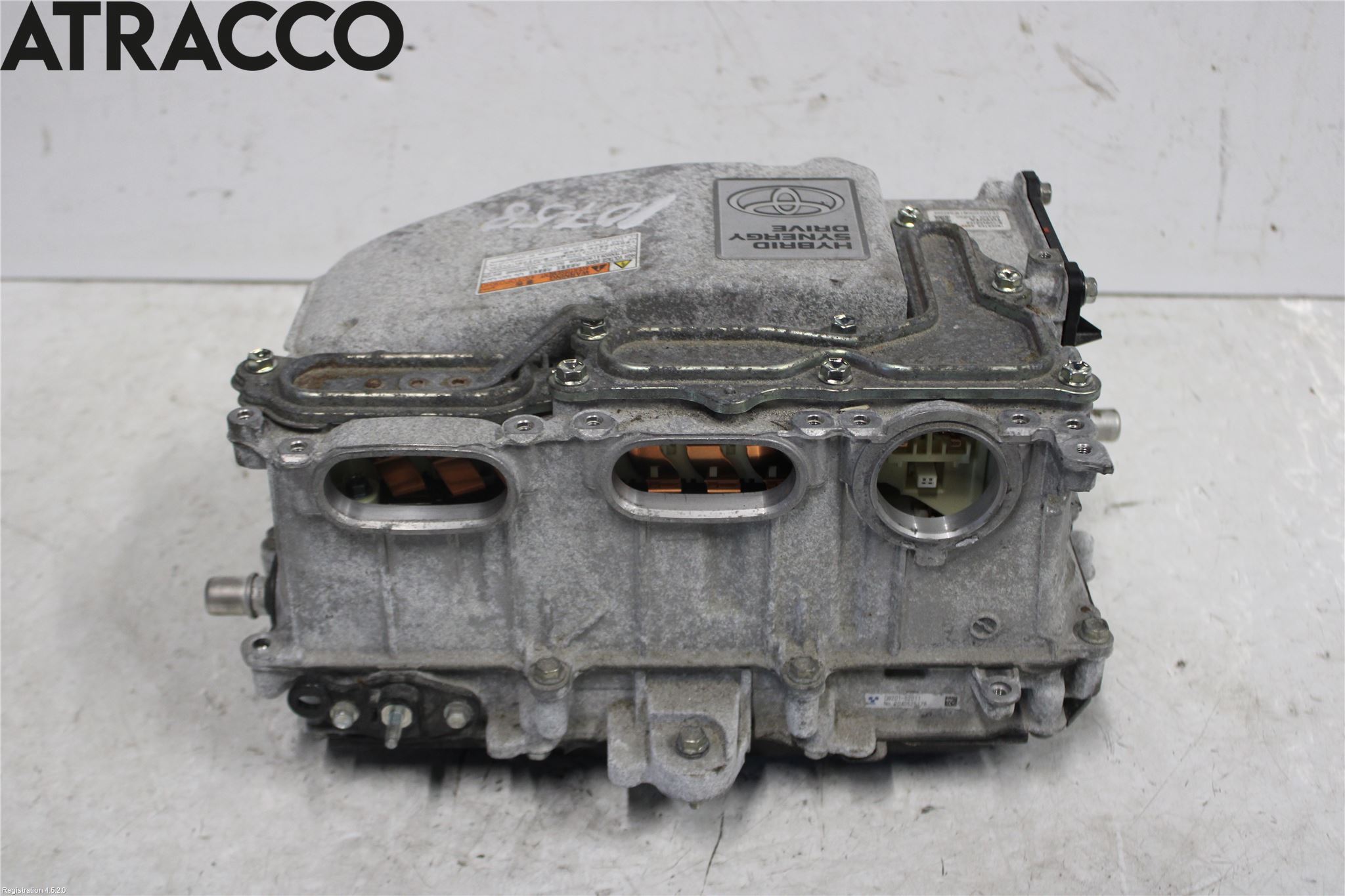 Toyota YARIS XP130 15-20 Hybridconverter