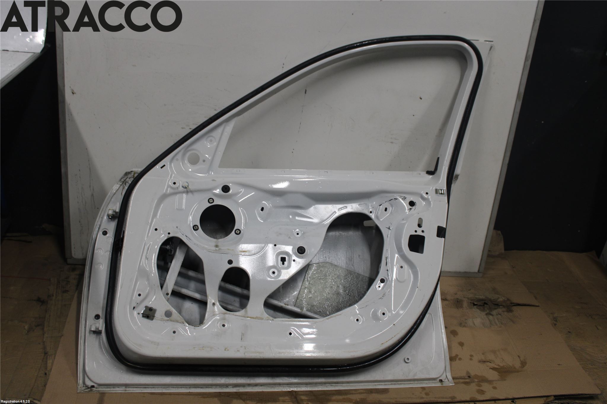 BMW 3 F30/F31/F80 12-19 Dør 4D Foran Høyre
