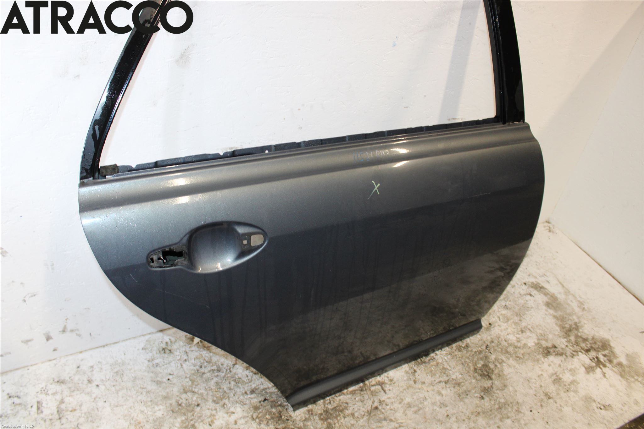 Toyota AVENSIS 03-06 Dør 4D Bak Høyre