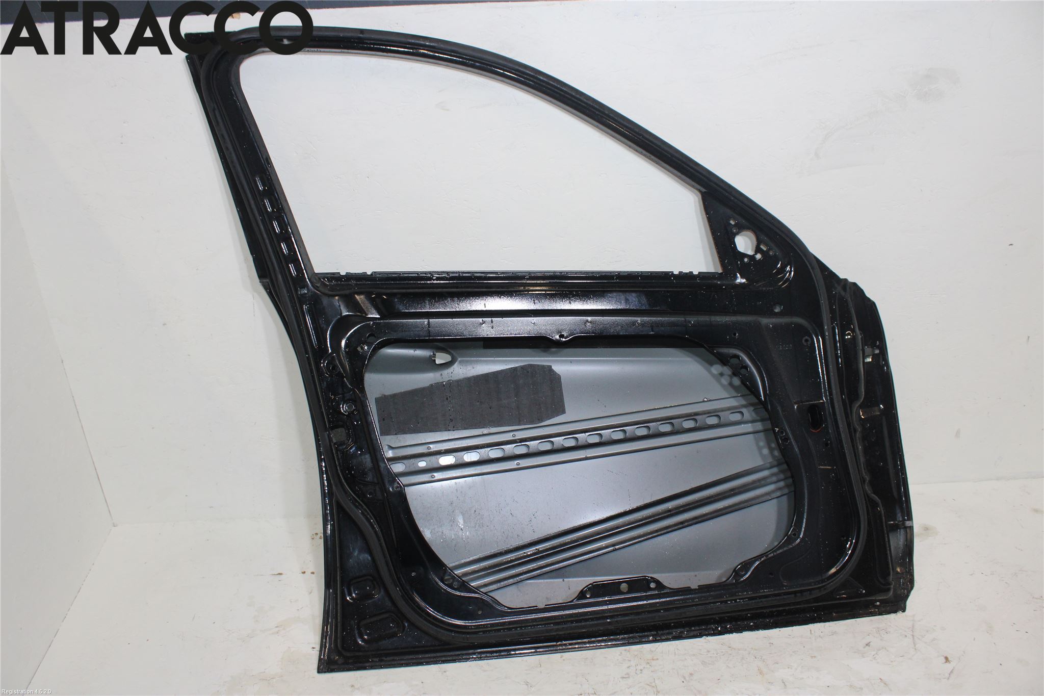 Mercedes-Benz MB E-KLASS (W212) 09-16 Dør 4D Foran Venstre